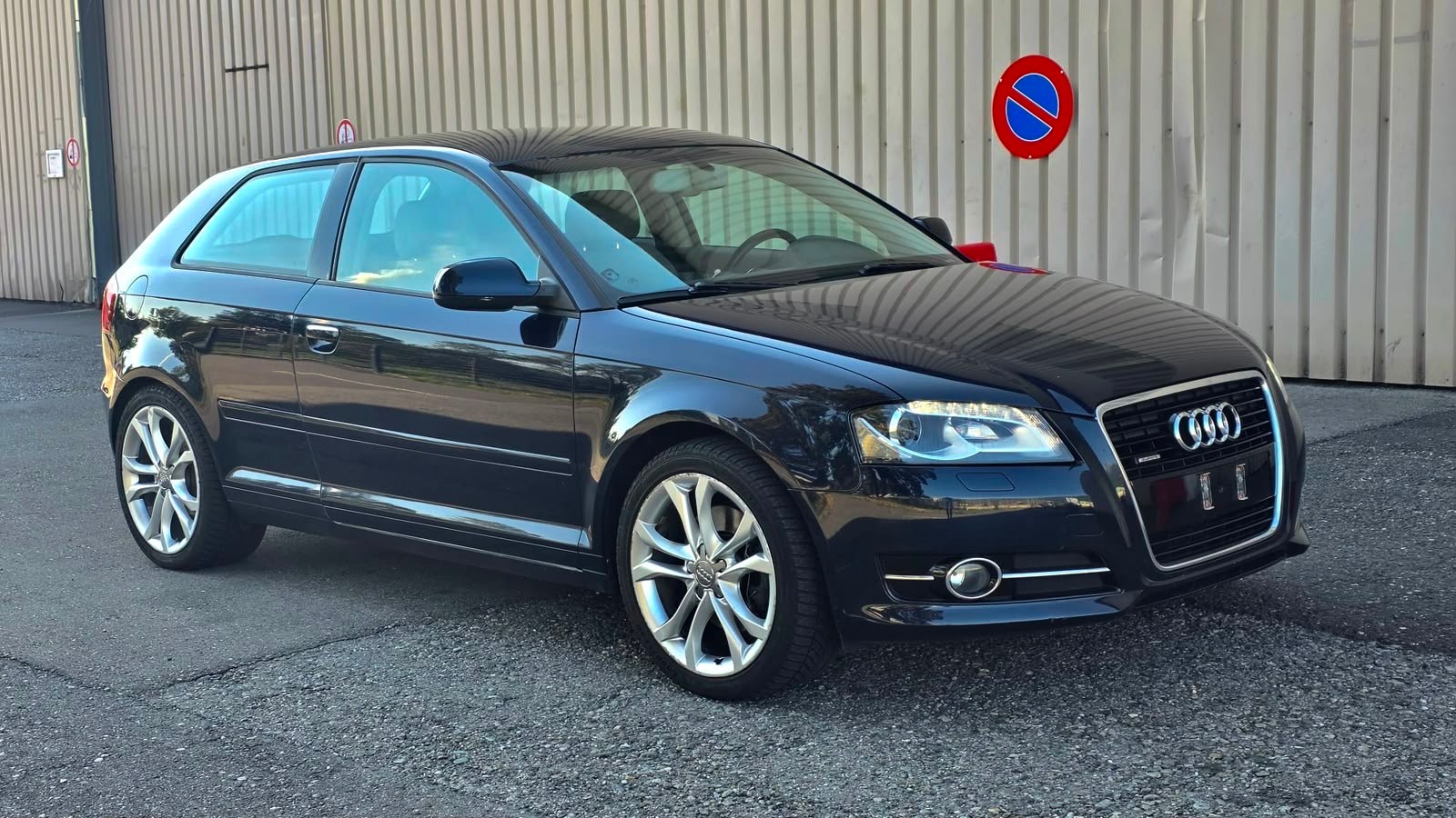 AUDI A3 1.8 TFSI Ambiente quattro-image-1