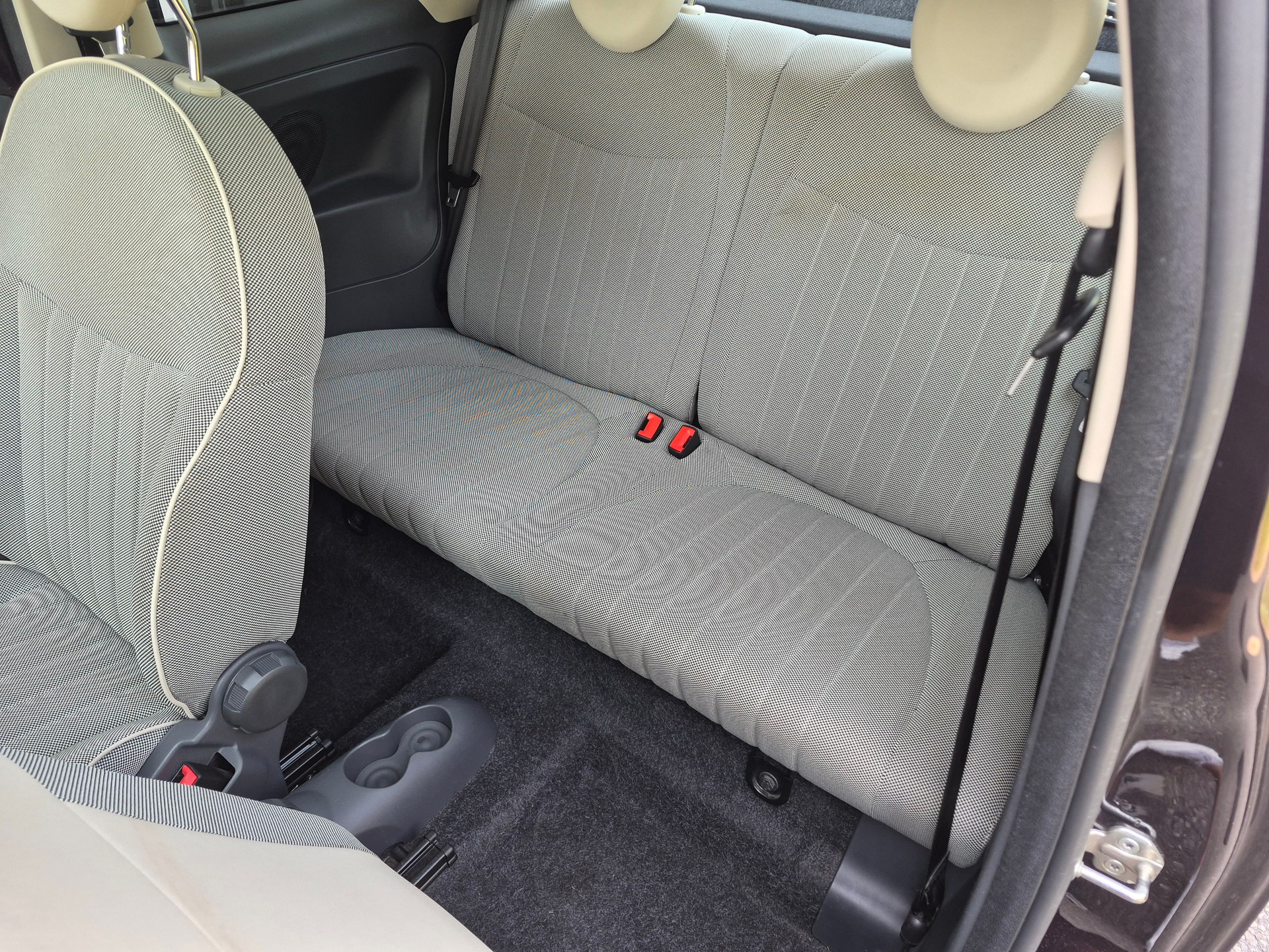 FIAT 500 1.2 Lounge-image-6