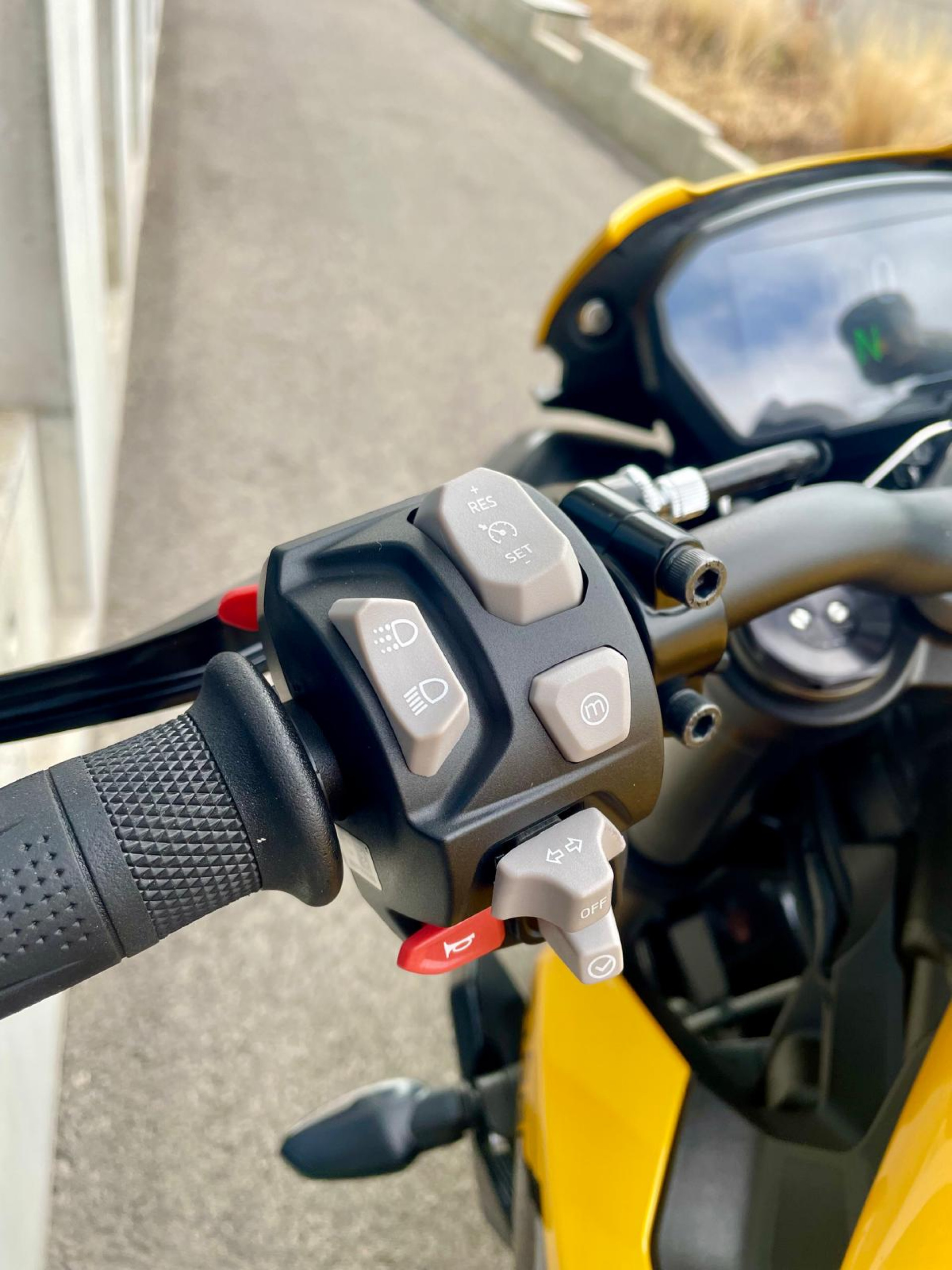 TRIUMPH Street Triple 765 RS-image-4
