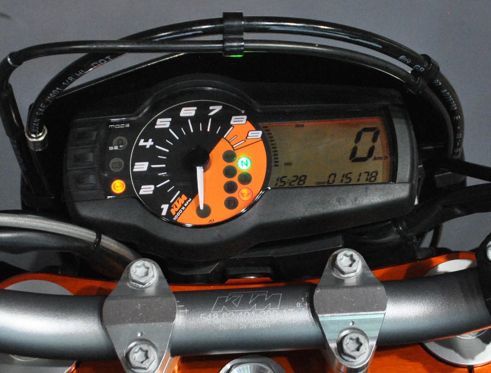 KTM 690 SMC R-image-5