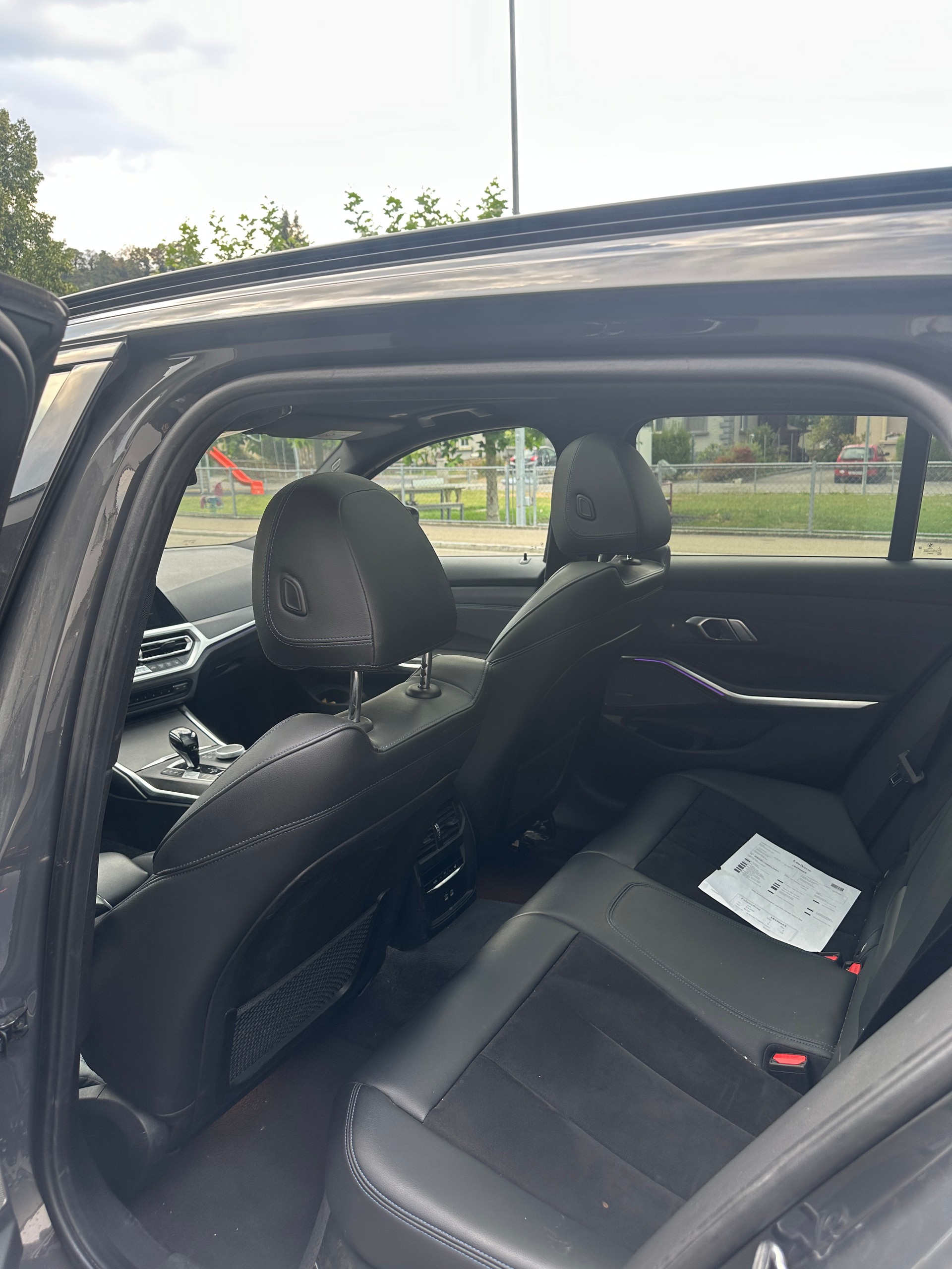 BMW 330i Touring xDrive Steptronic M Sport-image-5
