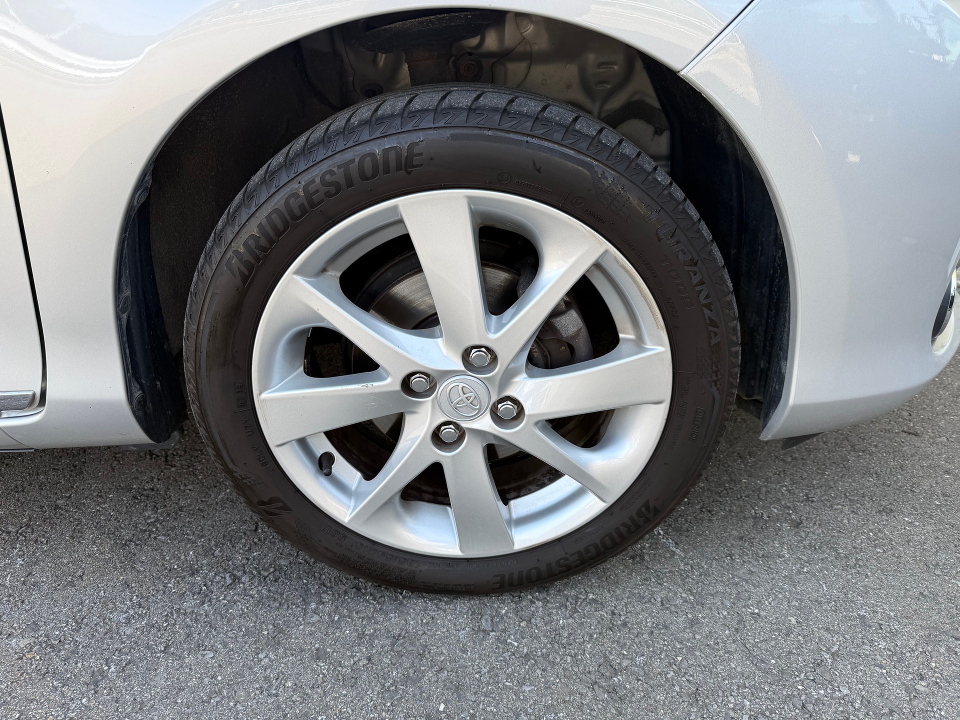 TOYOTA Yaris 1.33 Style Multidrive-image-14