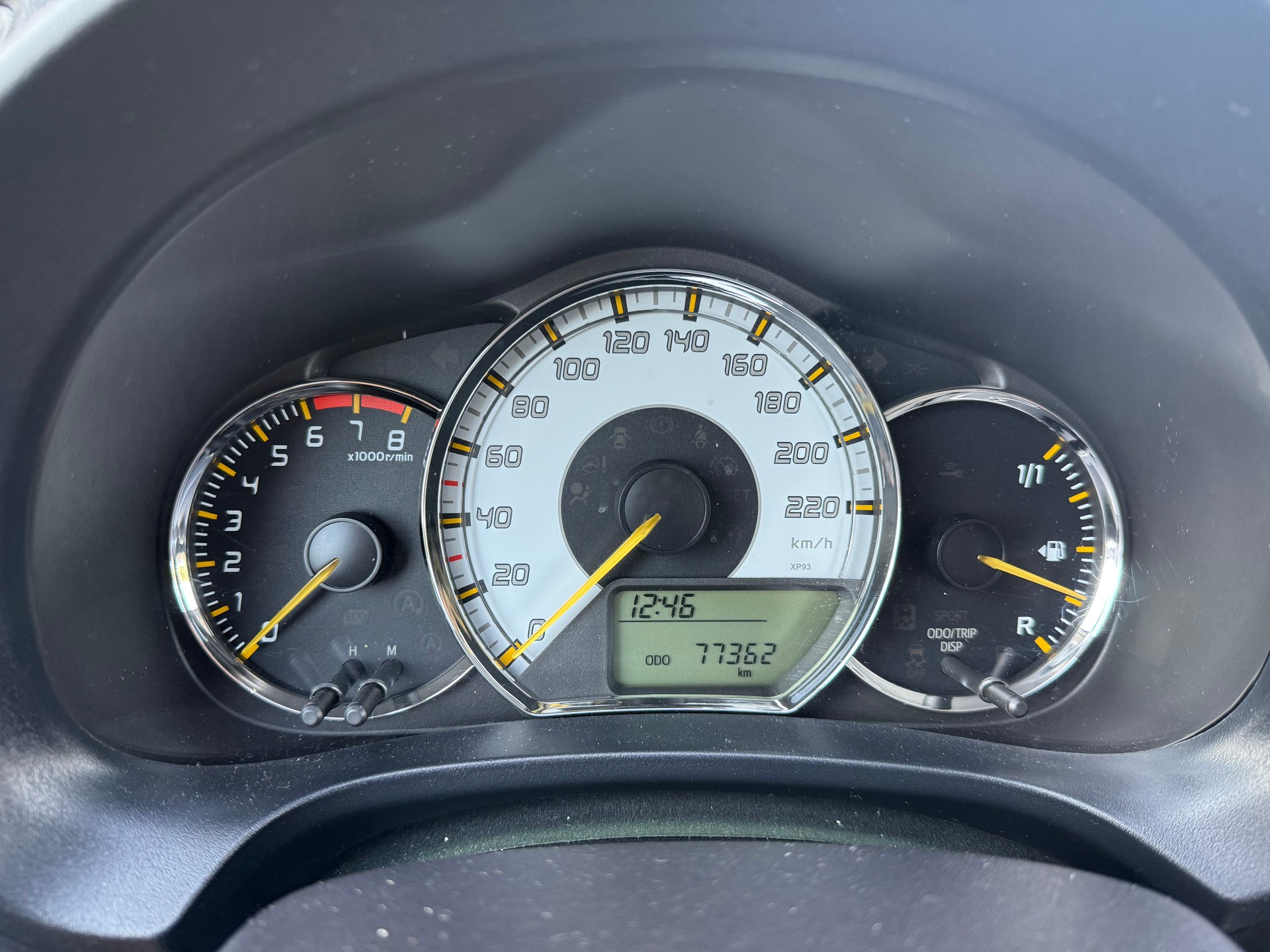 TOYOTA Yaris 1.33 Style Multidrive-image-15