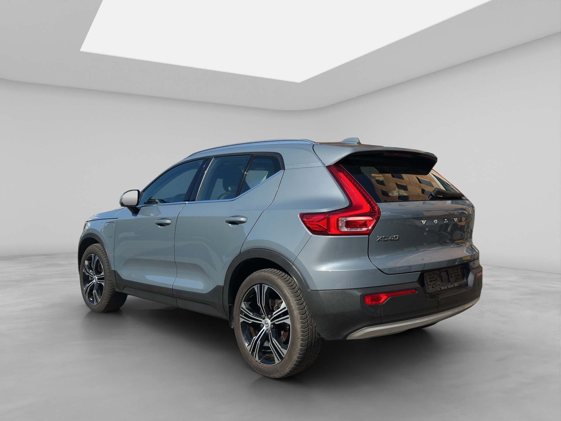 VOLVO XC40 T5 TwE Inscription Expression DCT-image-3