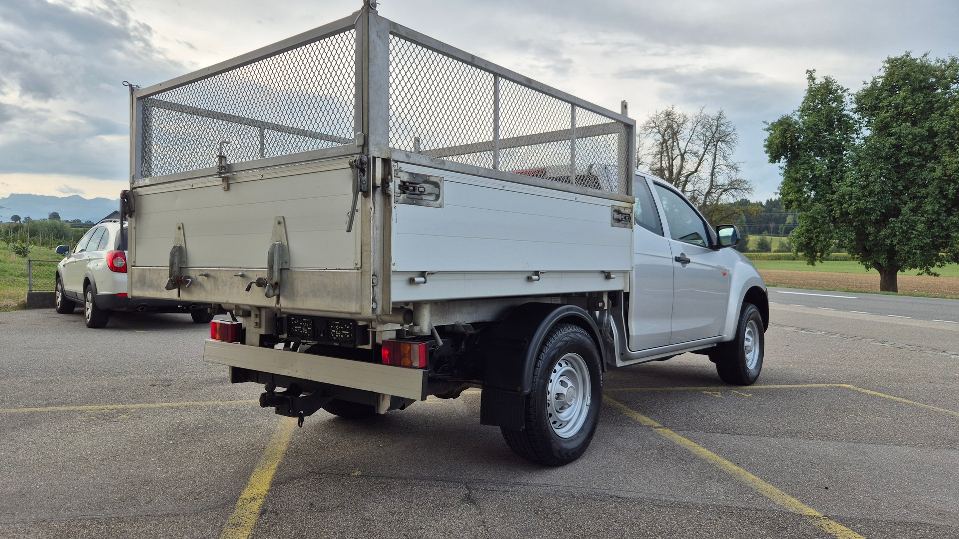 ISUZU D-MAX 2.5 SpaceCab Solar 4x4-image-3