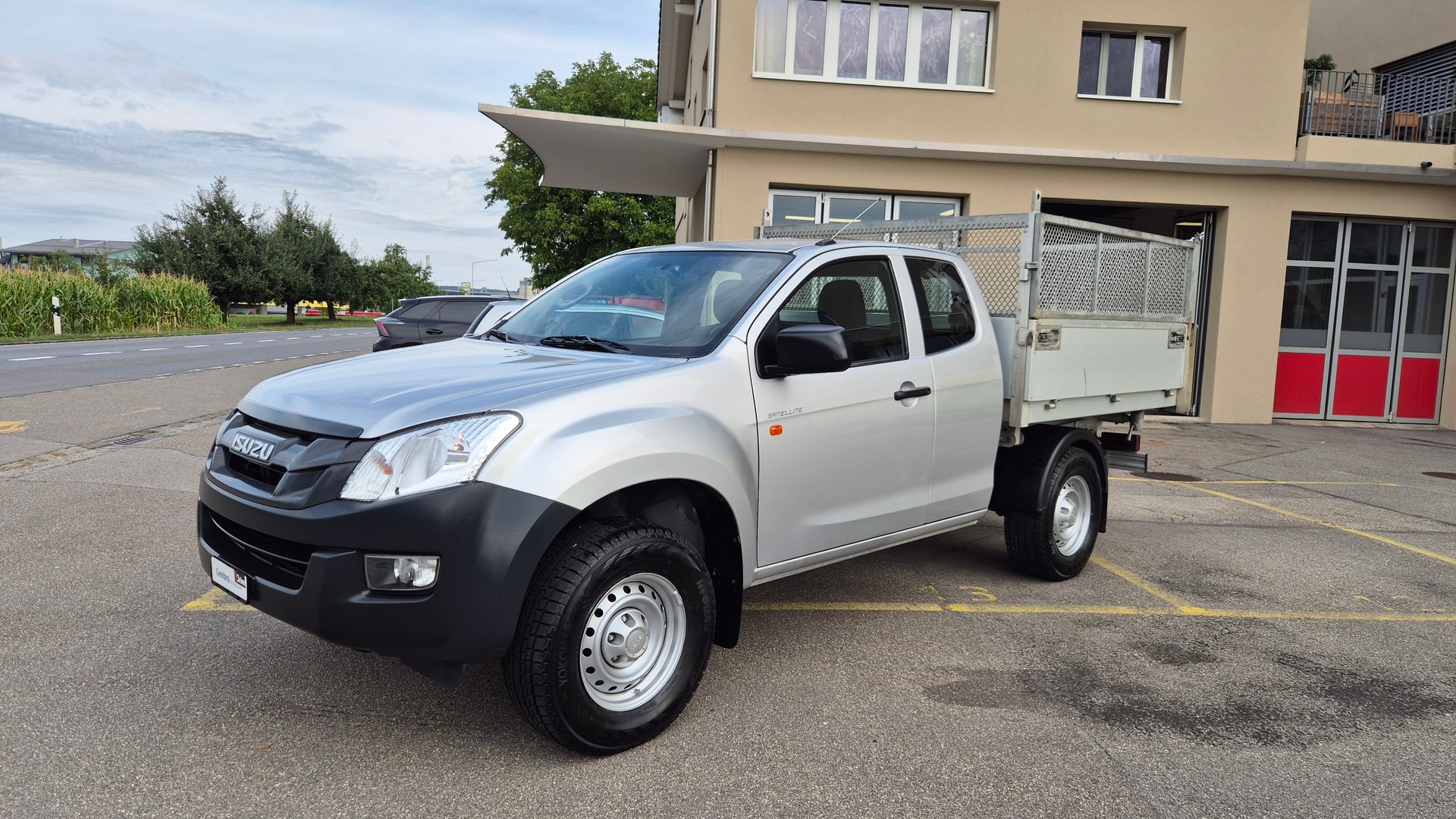 ISUZU D-MAX 2.5 SpaceCab Solar 4x4-image-6