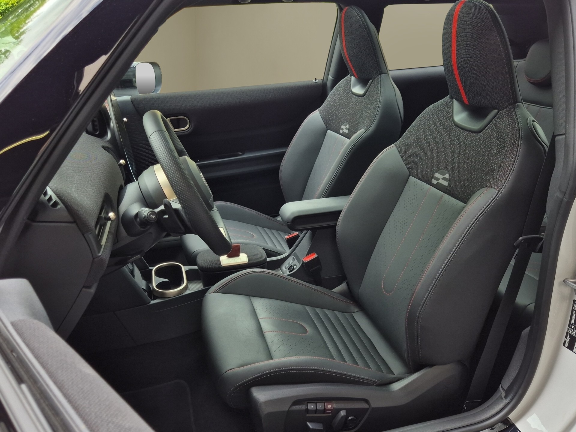MINI Cooper S DKG-image-8