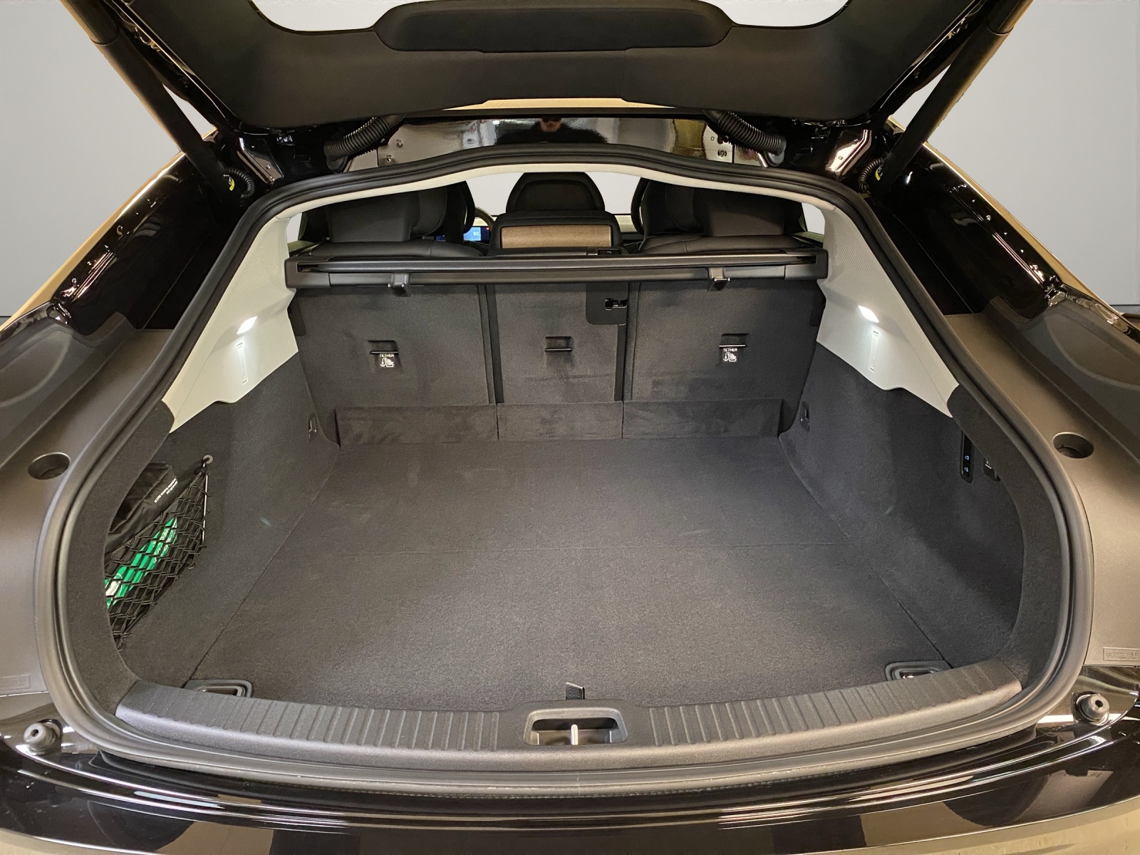 VOLVO ES90 Single 88 kWh Ultra-image-13
