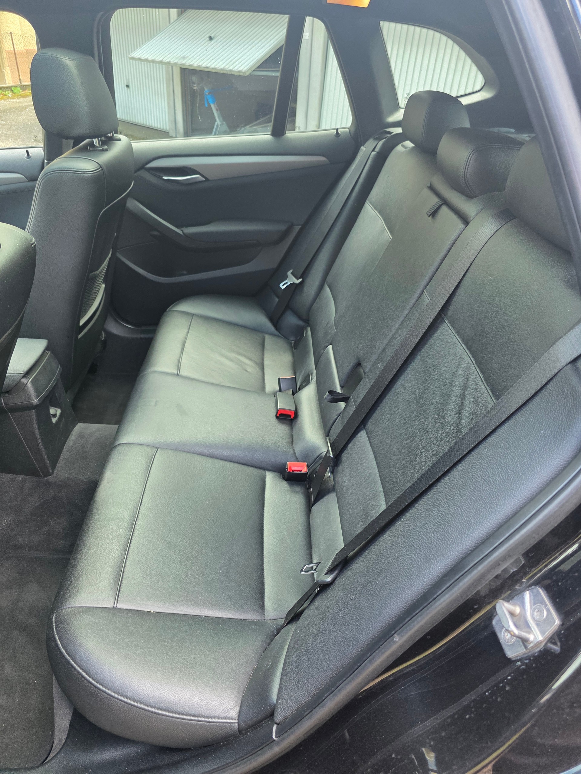 BMW X1 xDrive 28i Steptronic-image-11
