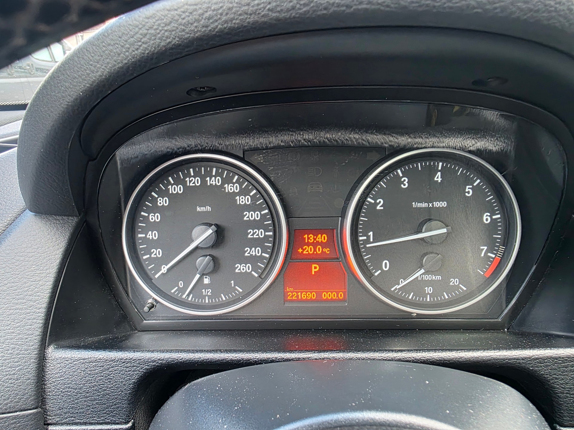BMW X1 xDrive 28i Steptronic-image-8
