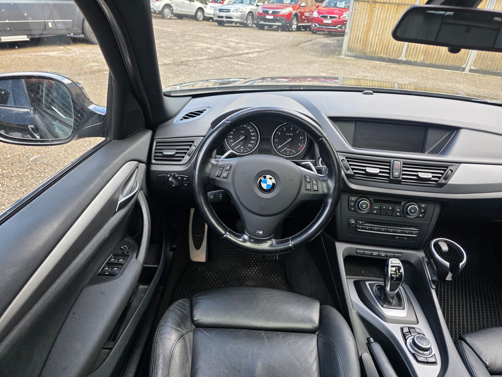 BMW X1 xDrive 28i Steptronic-image-6