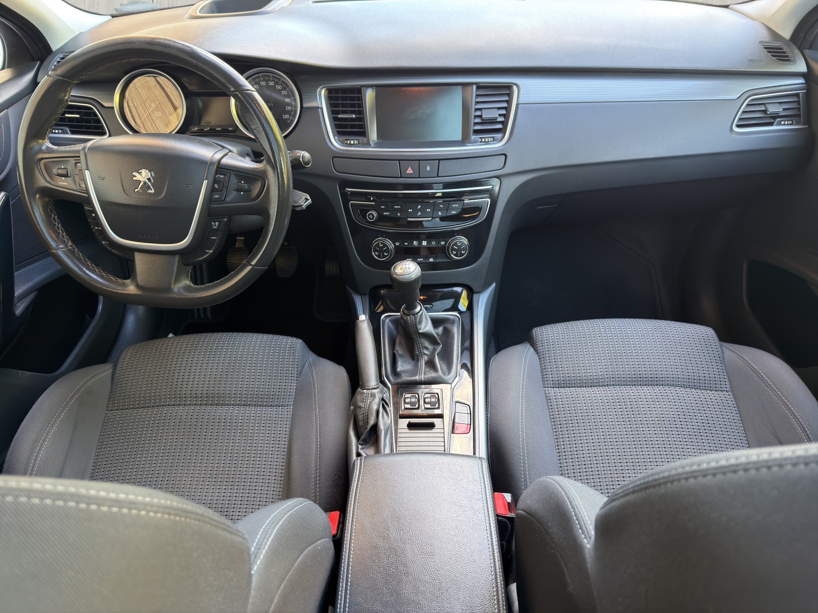 PEUGEOT 508 SW 2.0 BlueHDi Business-image-8