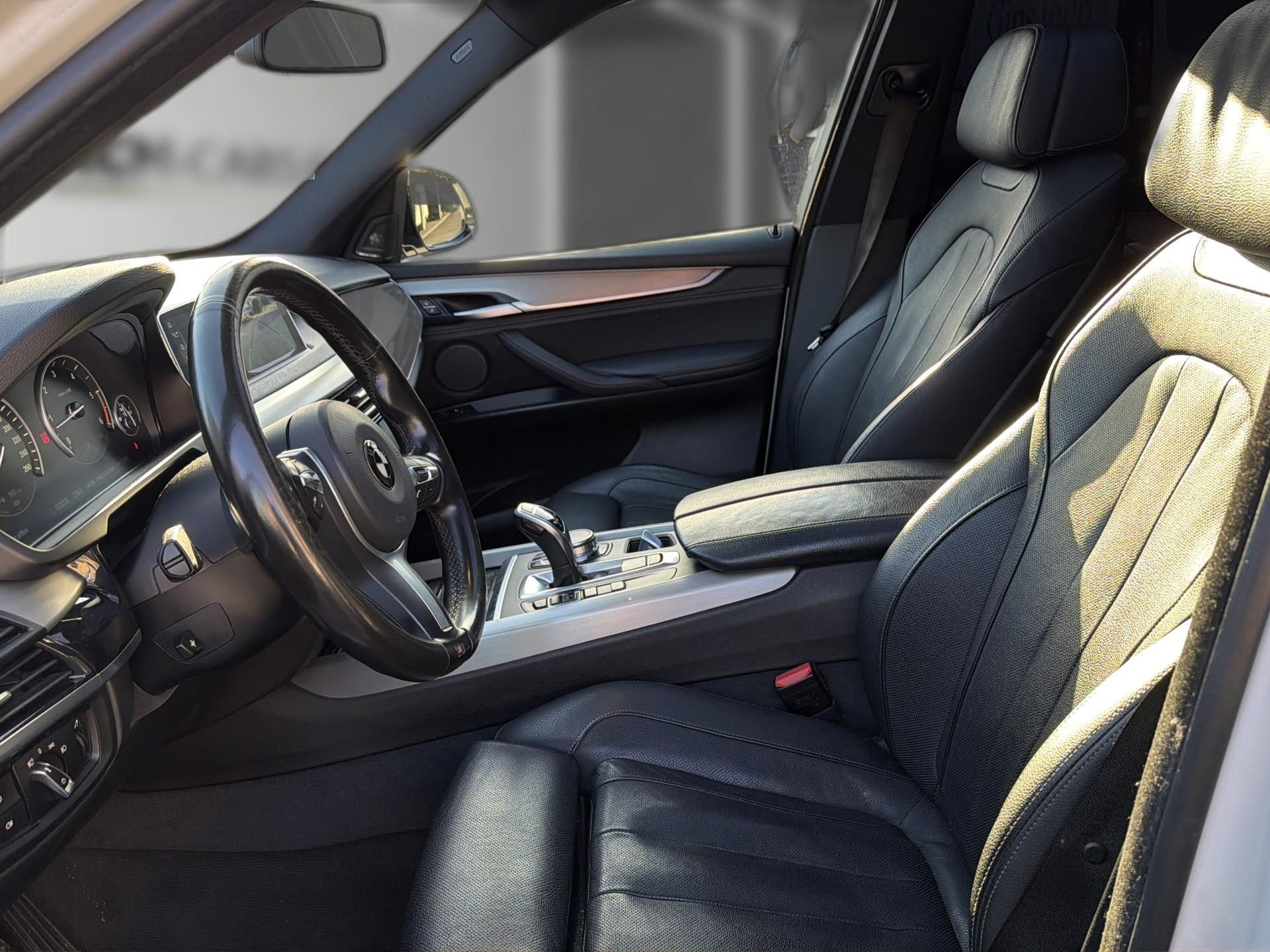 BMW X5 xDrive M50d Steptronic-image-10