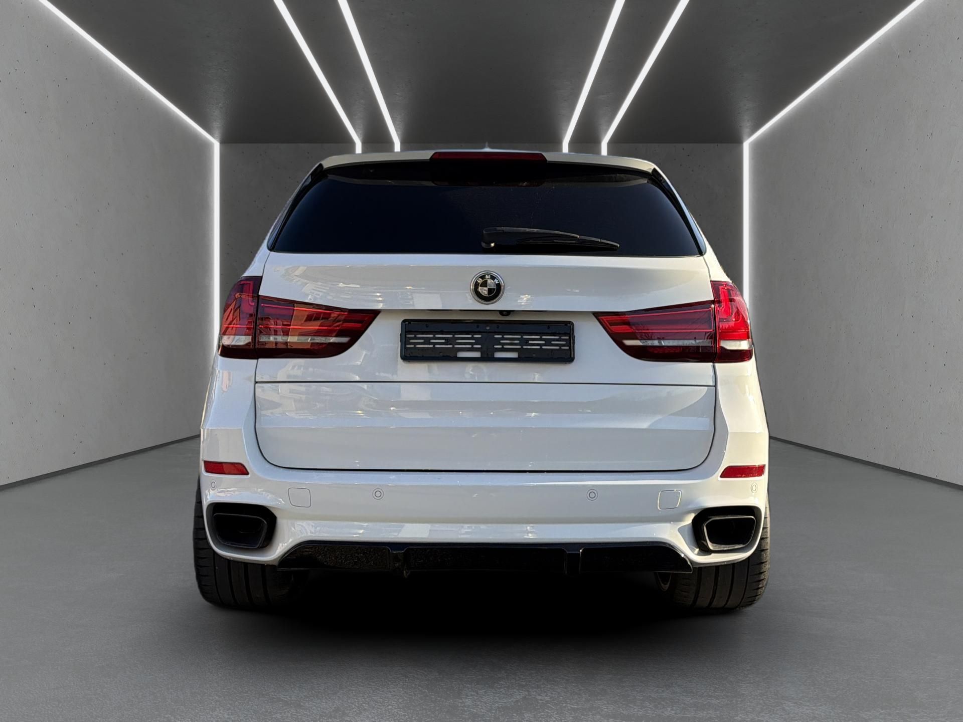 BMW X5 xDrive M50d Steptronic-image-4