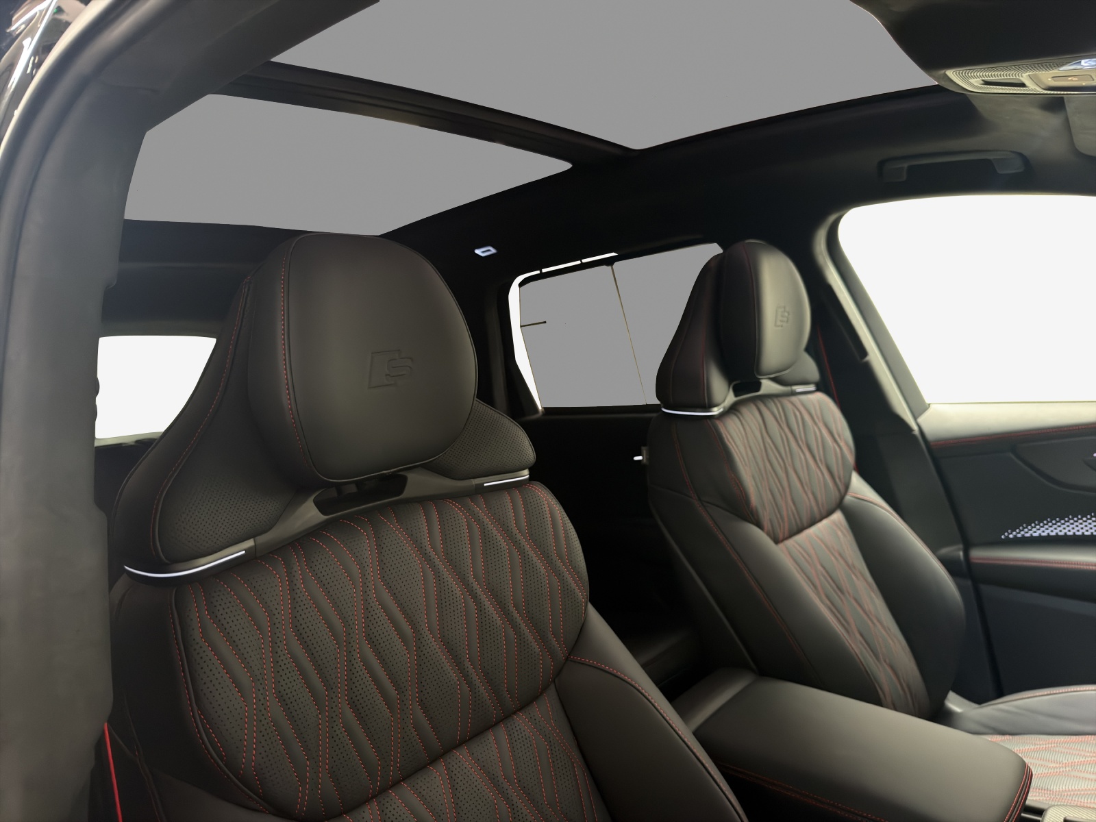 AUDI Q7 SUV TDI quattro 220 kW-image-14