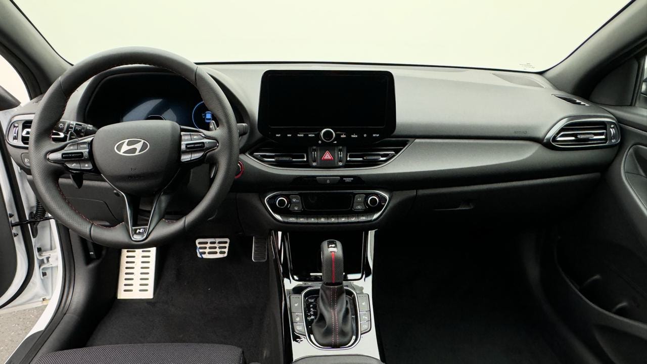 HYUNDAI i30 Wagon 1.6 T-GDi N-Line DCT-image-5