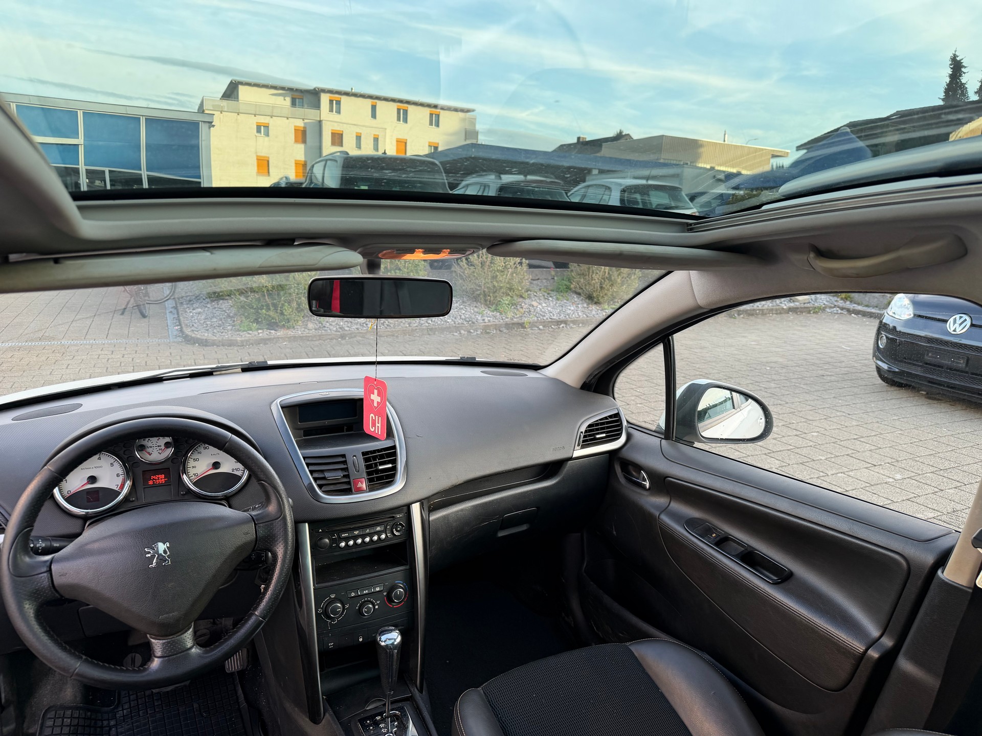 PEUGEOT 207 SW 1.6 16V Allure Automatic-image-3