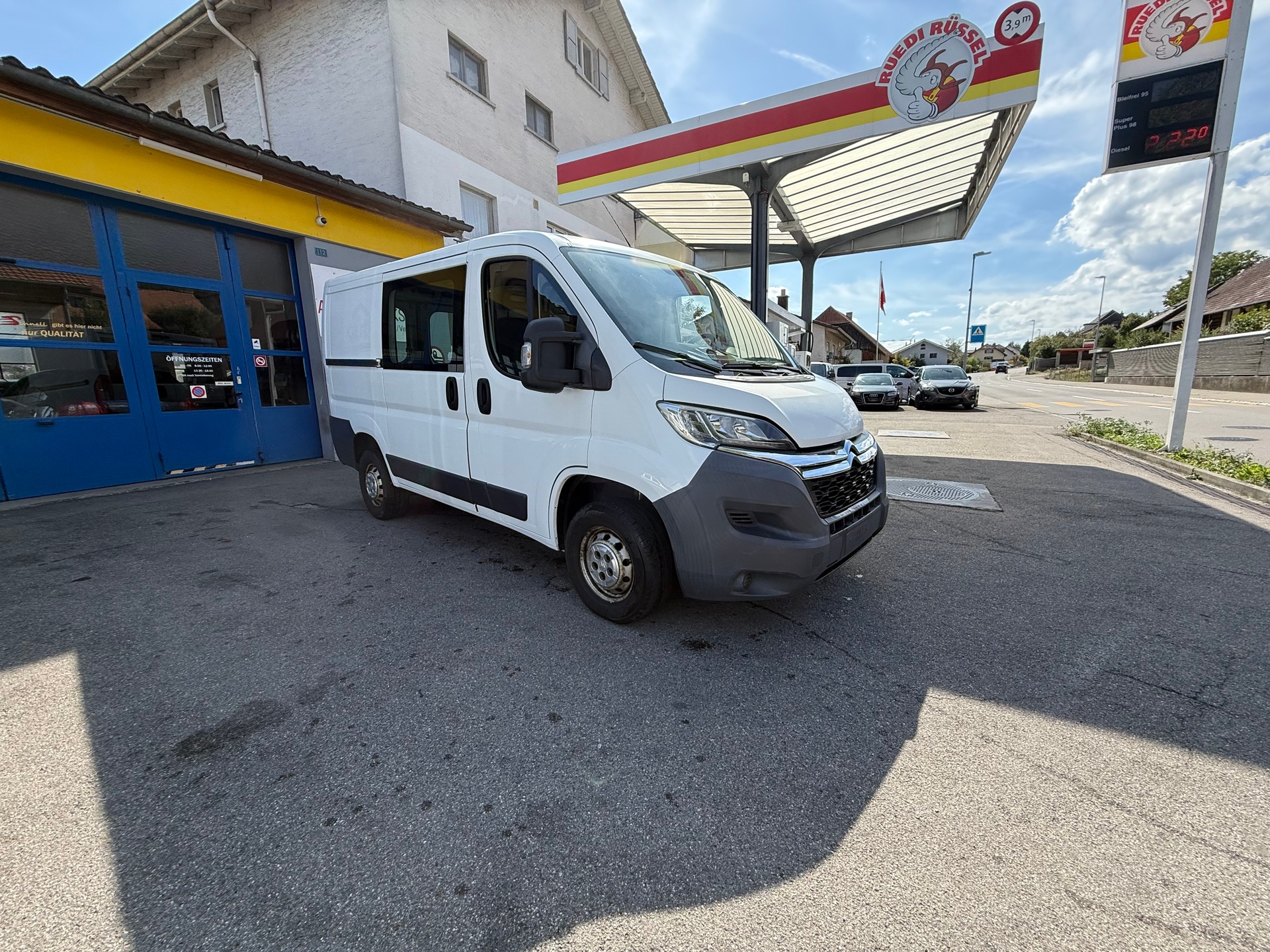 CITROEN Jumper 30 2.2 HDi 110 Attraction L1H2-image-0