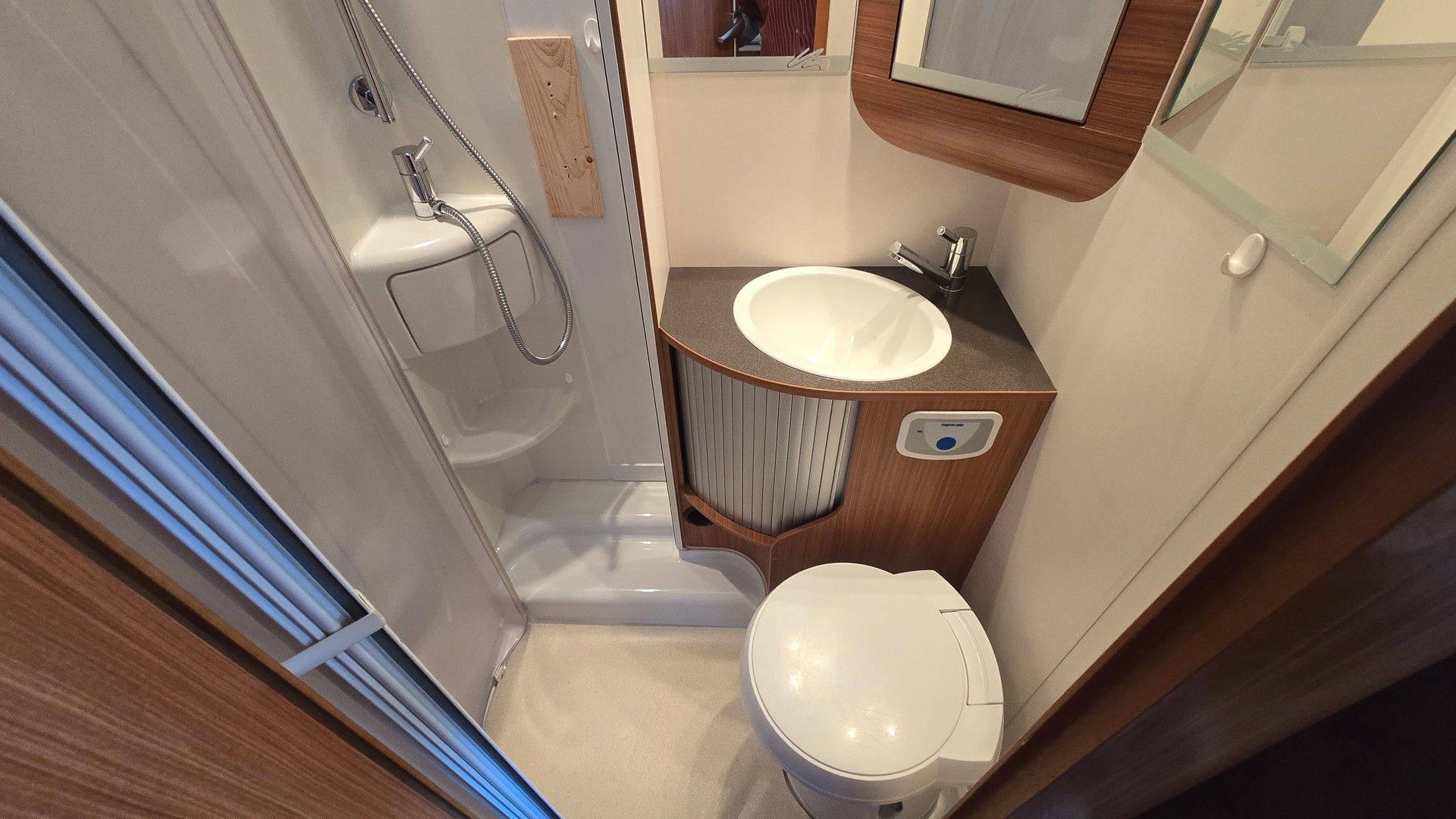 ADRIA Compact SL, Fiat Ducato 3.0MJT 160PS- Automat-image-12
