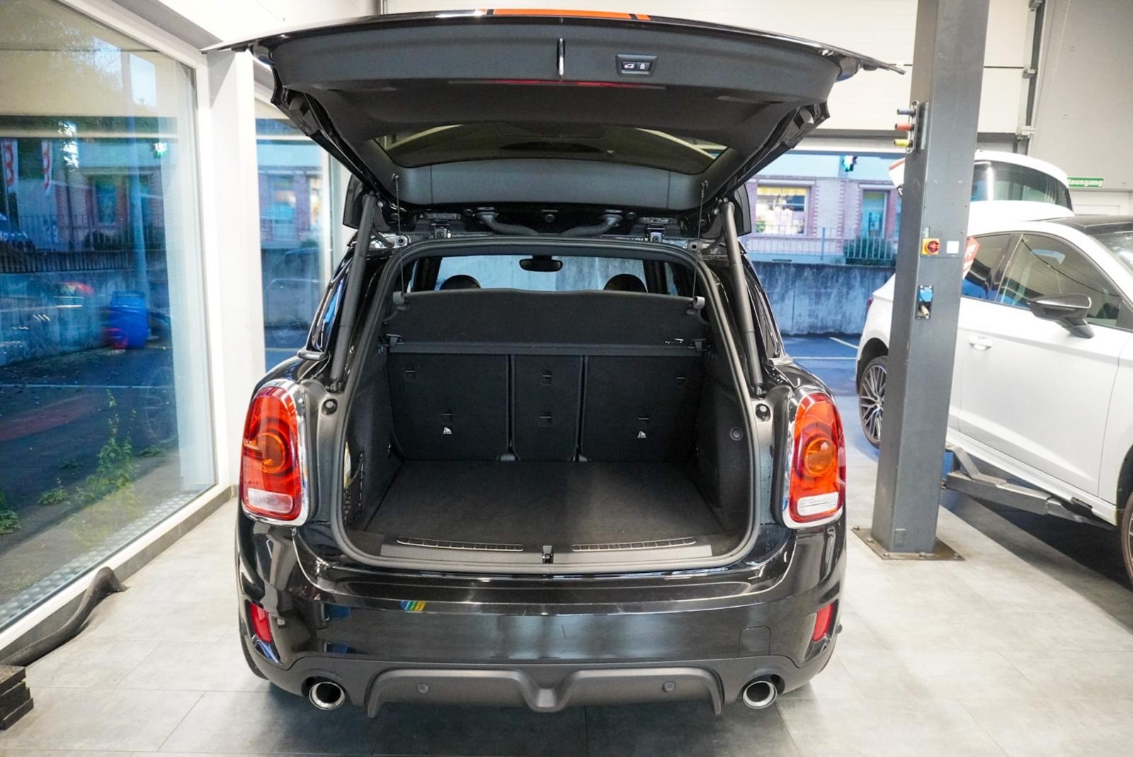 MINI Countryman John Cooper Works ALL4 Steptronic-image-5