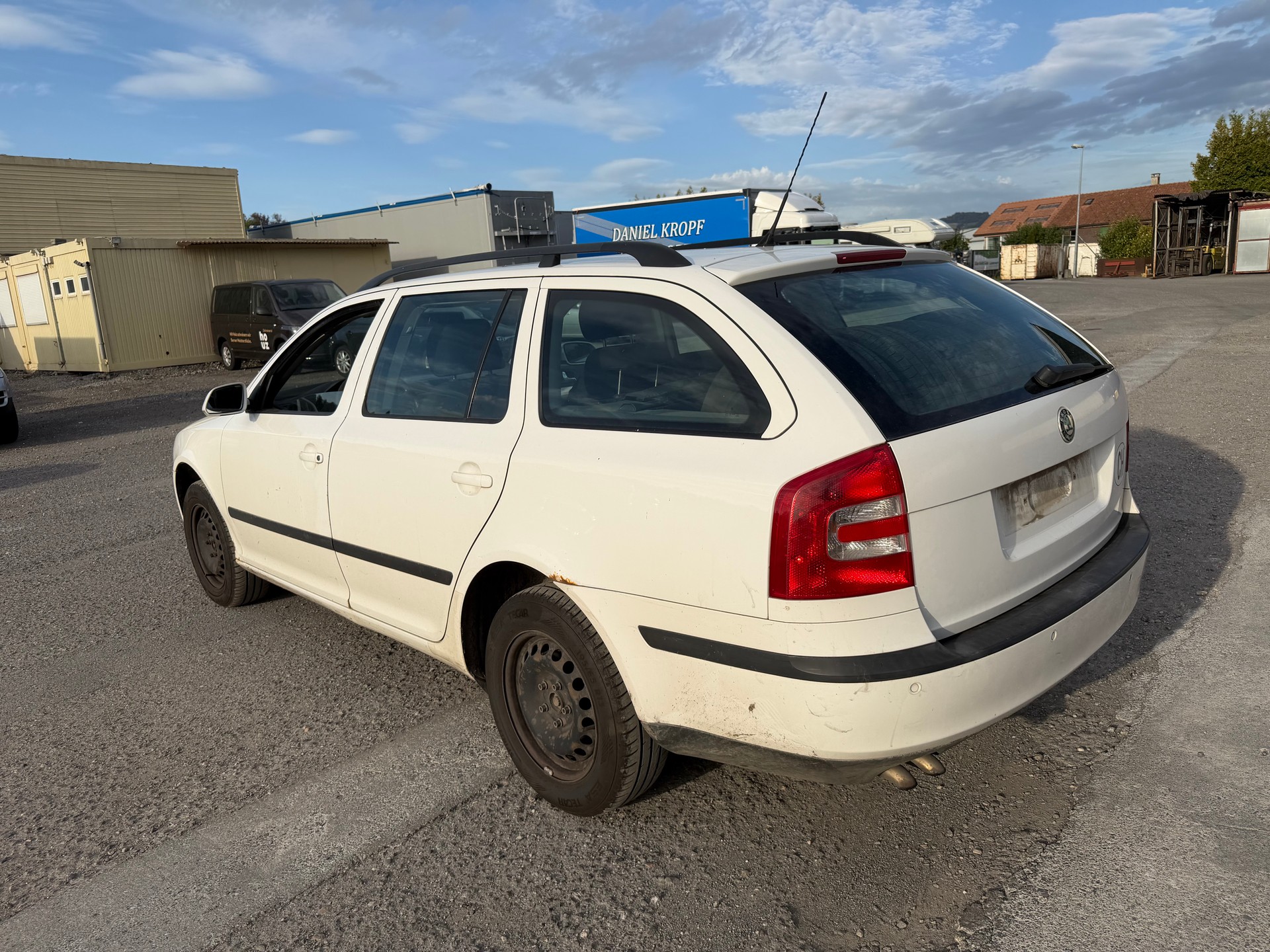 SKODA Octavia 1.9 TDI Swiss Ice Hockey 4x4-image-4