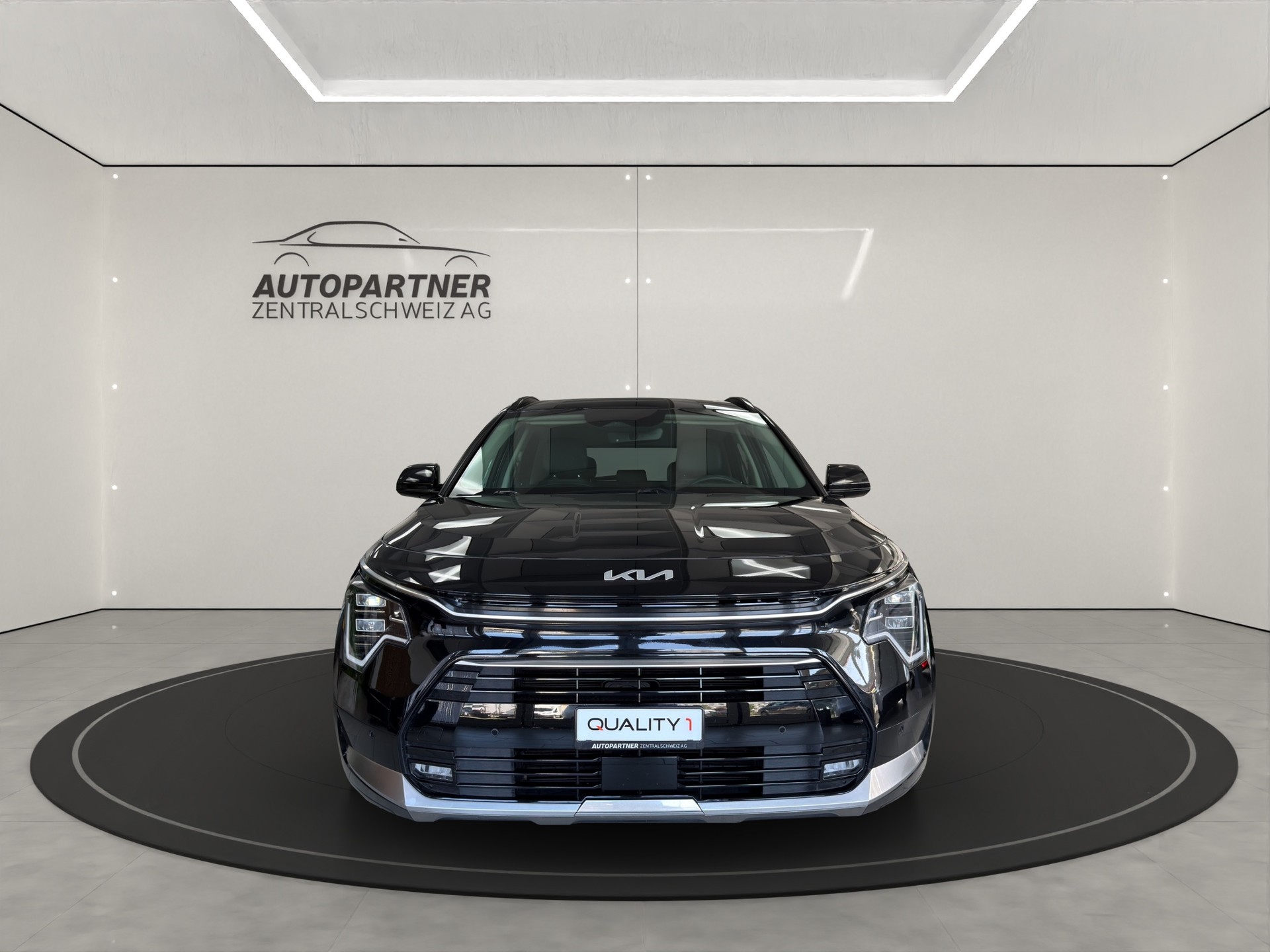 KIA Niro 1.6GDi Hybrid DCT Power Edition-image-3