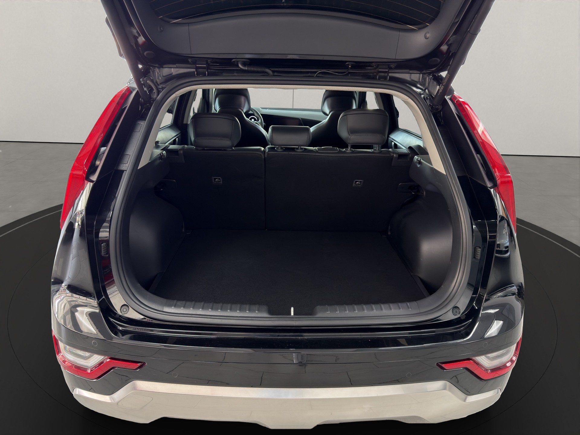 KIA Niro 1.6GDi Hybrid DCT Power Edition-image-11