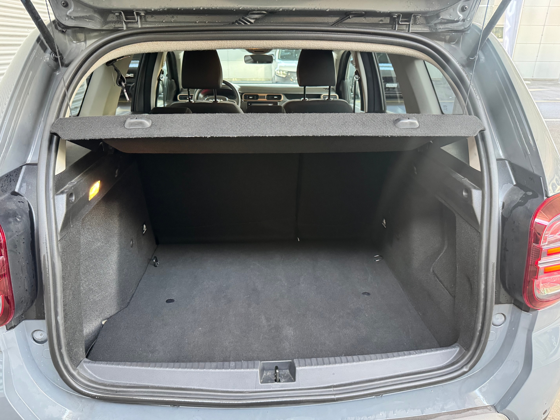 DACIA Duster 1.3 TCe 150 Extreme EDC-image-4