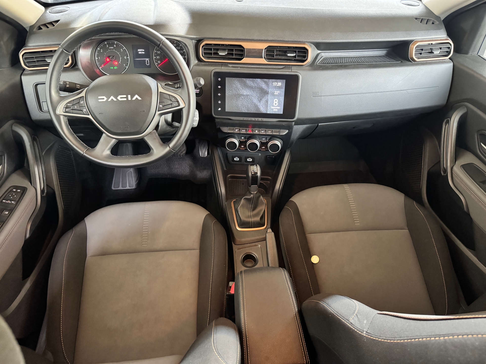 DACIA Duster 1.3 TCe 150 Extreme EDC-image-5