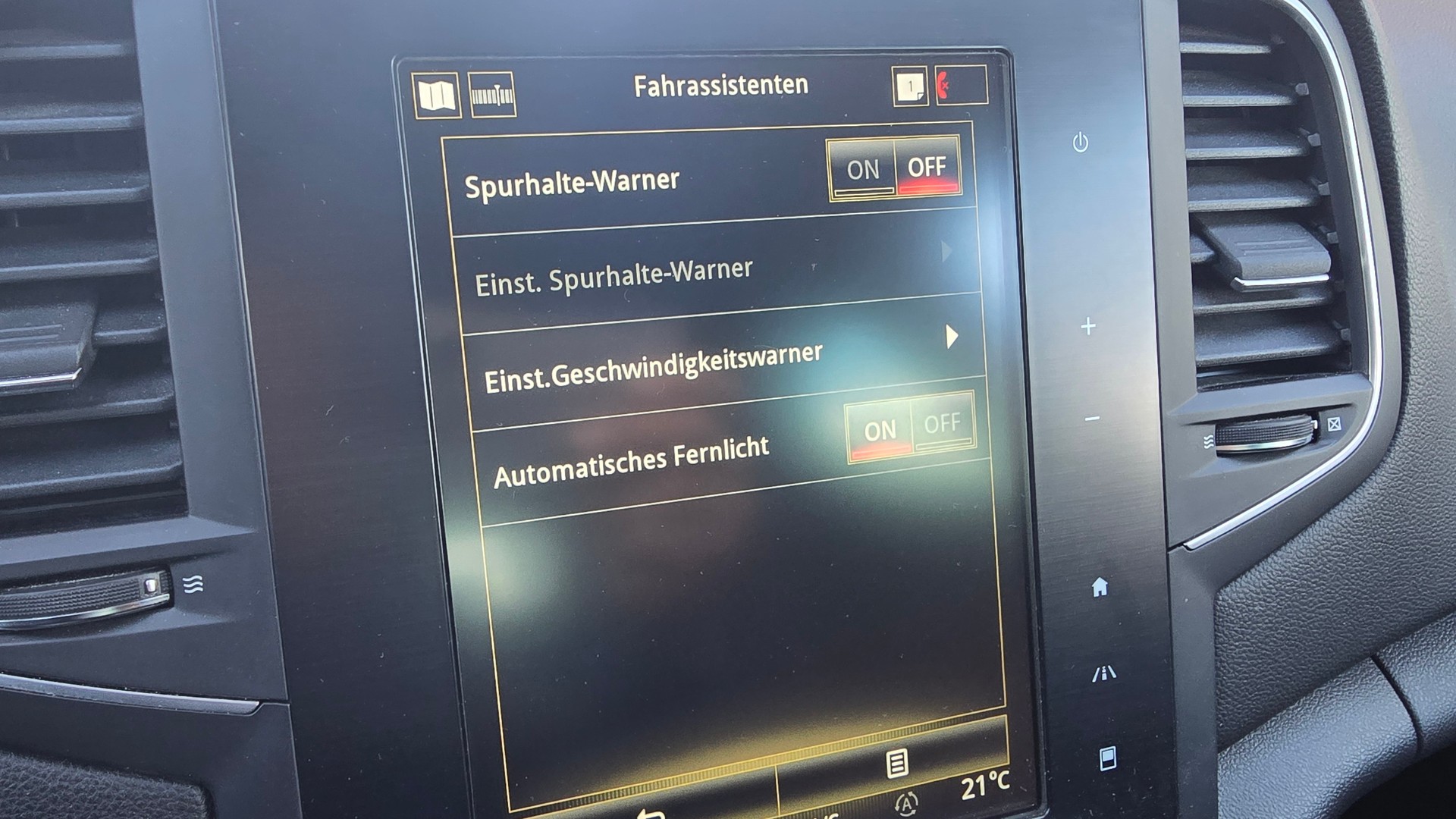 RENAULT Mégane 1.2 16V Turbo GT Line EDC-image-12