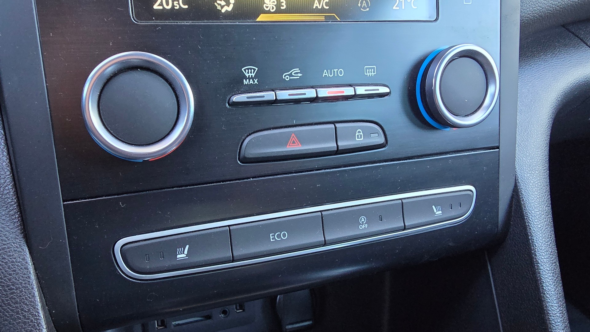 RENAULT Mégane 1.2 16V Turbo GT Line EDC-image-11