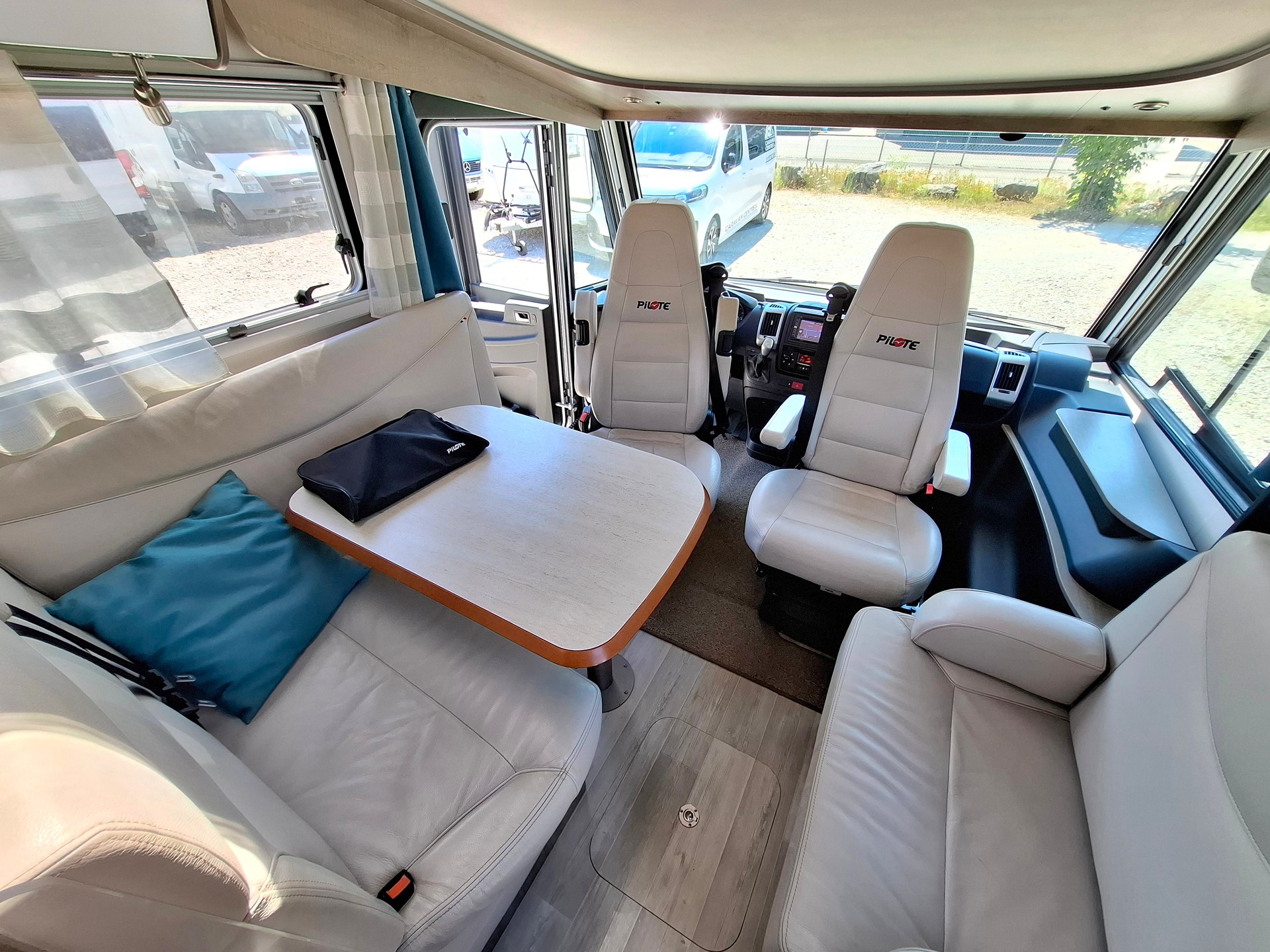 PILOTE G740 EMOTION - AUTOMAT mit 180PS!-image-8