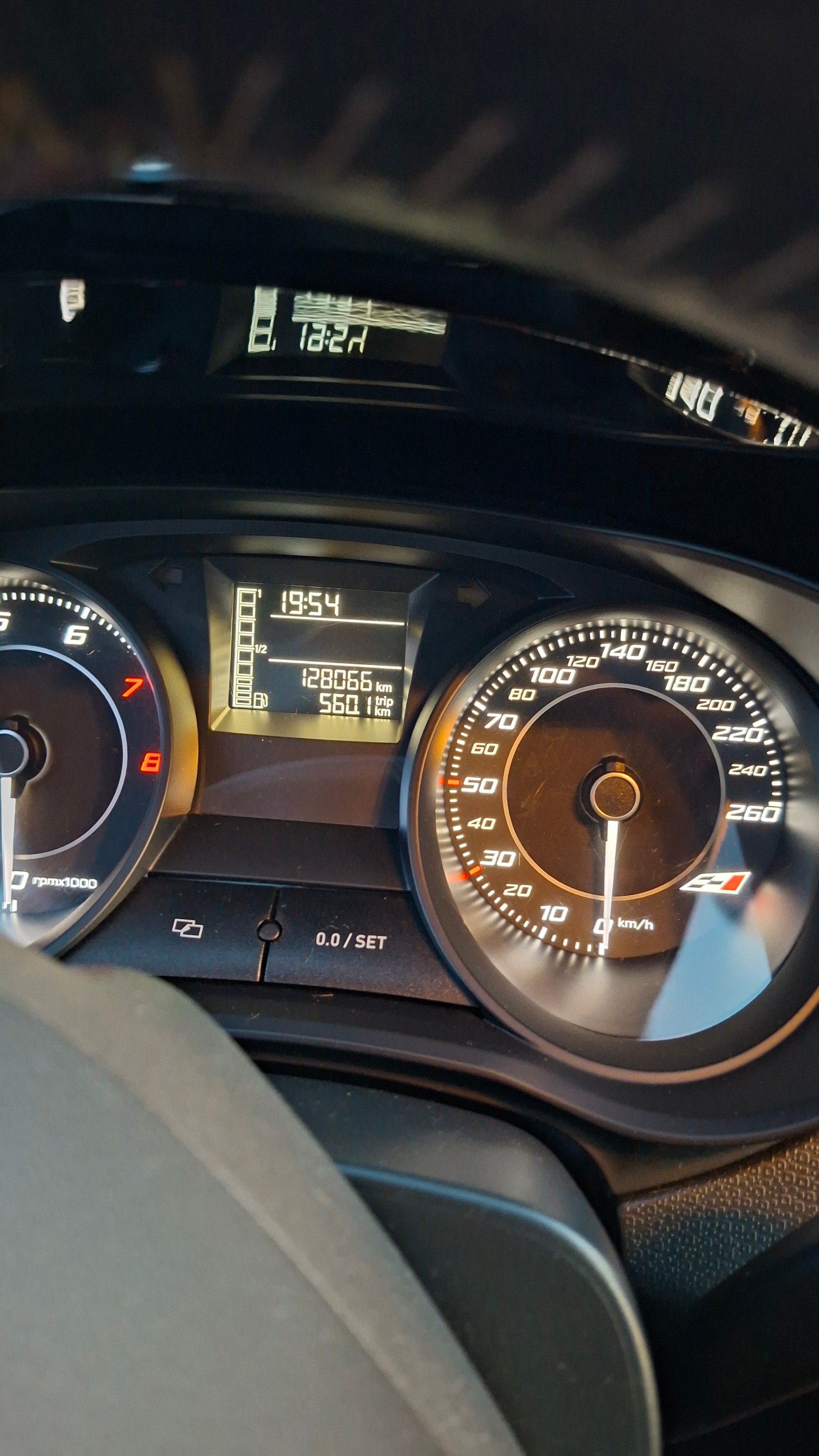 SEAT 1.4 TSI 180 Cupra DSG-image-8