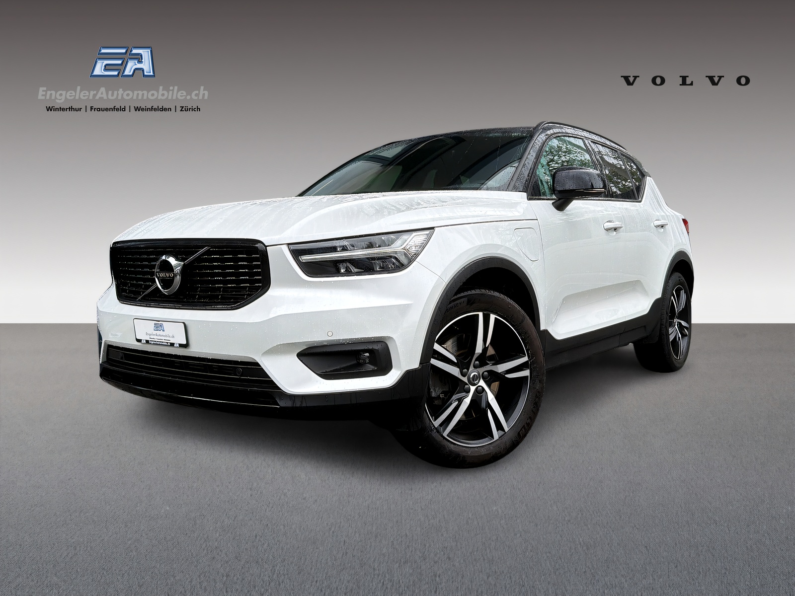 VOLVO XC40 1.5 T5 PiH R-Design-image-0