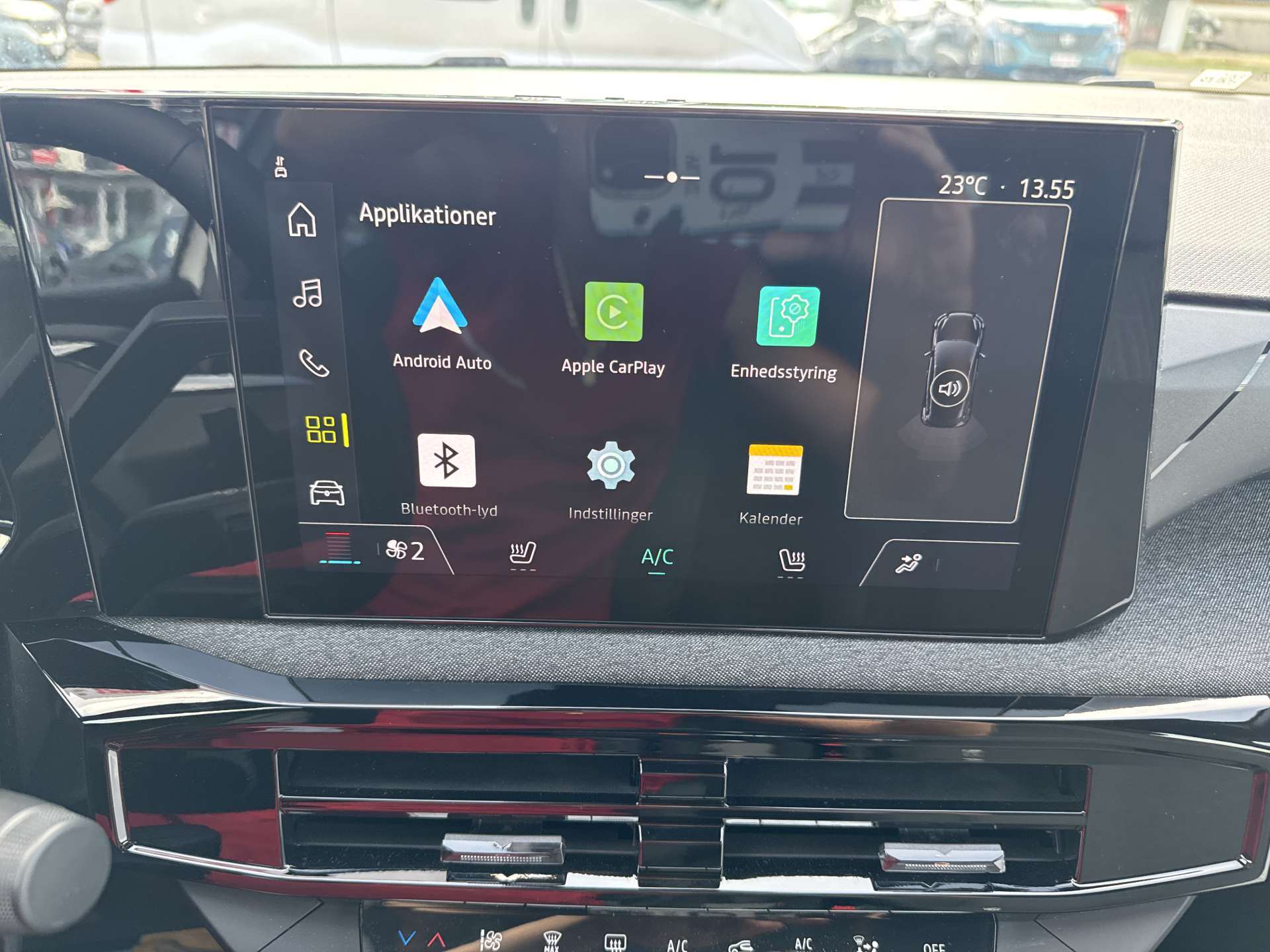 RENAULT Clio 1.2 TCe Evolution NEUES MODELL EDC-Automat-image-9