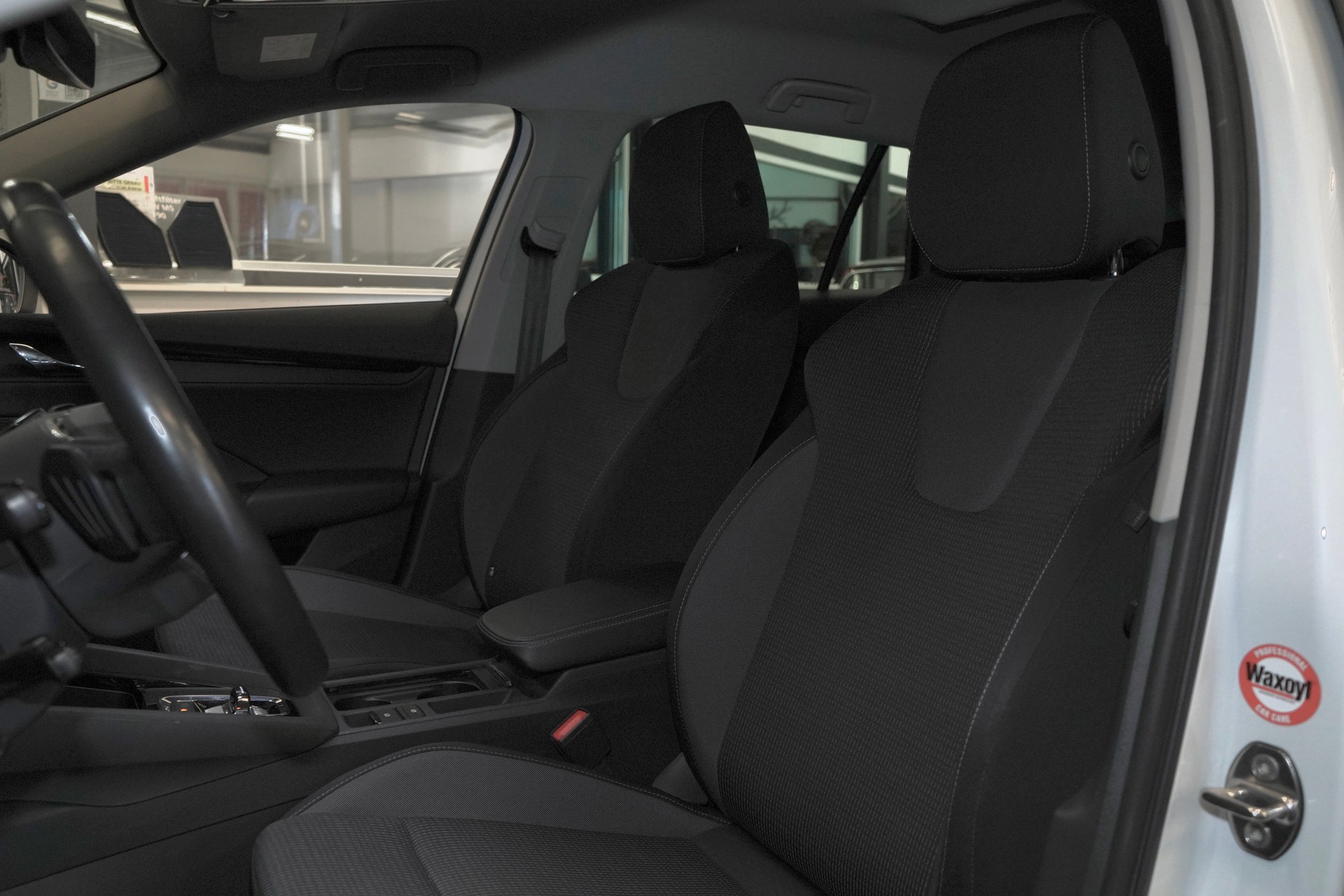 SKODA Octavia Combi 2.0 TSI Ambition DSG 4x4 *ACC, Distan Lane Assist, Front Assist, Eco-Assistenz, Rückfahrkamera *-image-8