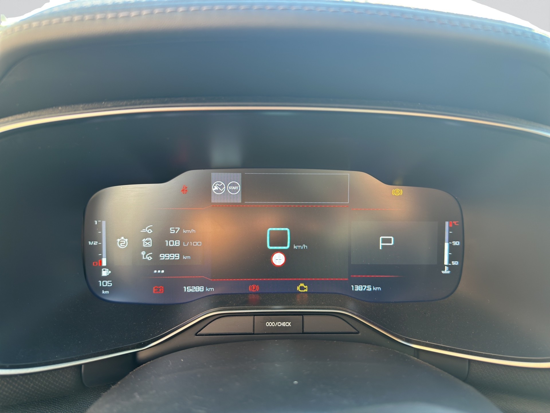 CITROEN C5 Aircross 1.2 HEV Plus-image-10