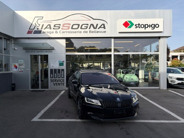 SKODA Superb Combi 2.0 TDI 190 SportLine 4x4 DSG
