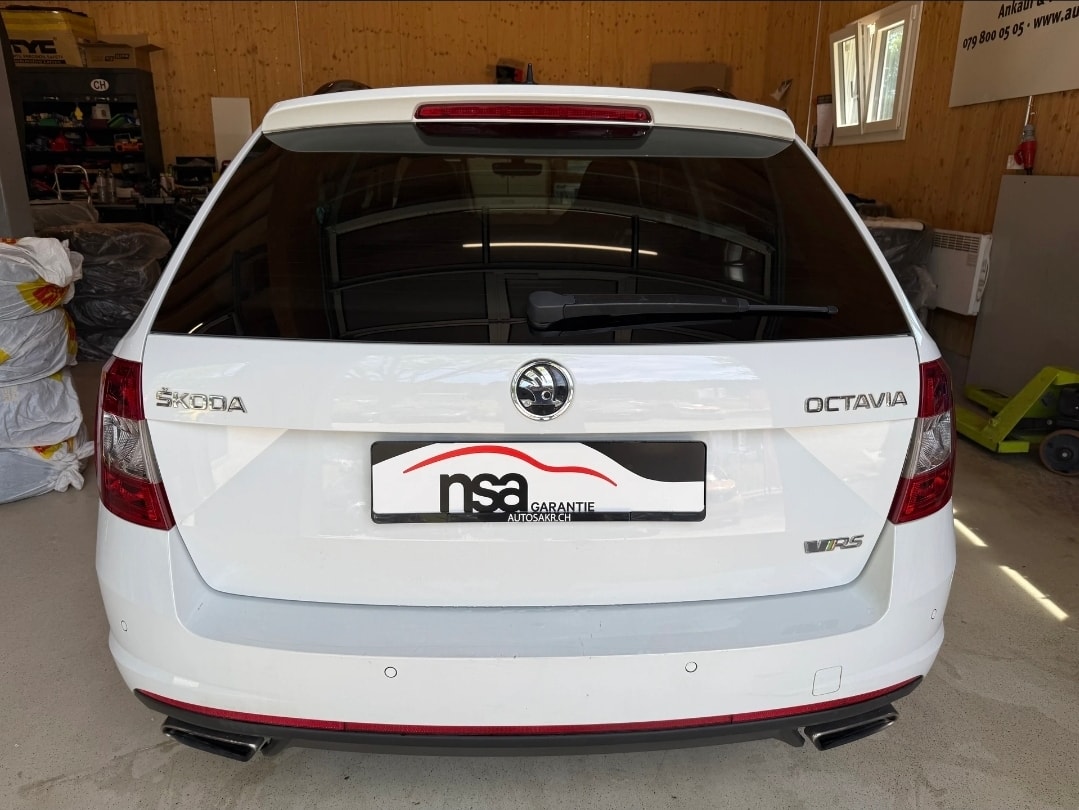 SKODA Octavia Combi 2.0 TSI RS DSG-image-4