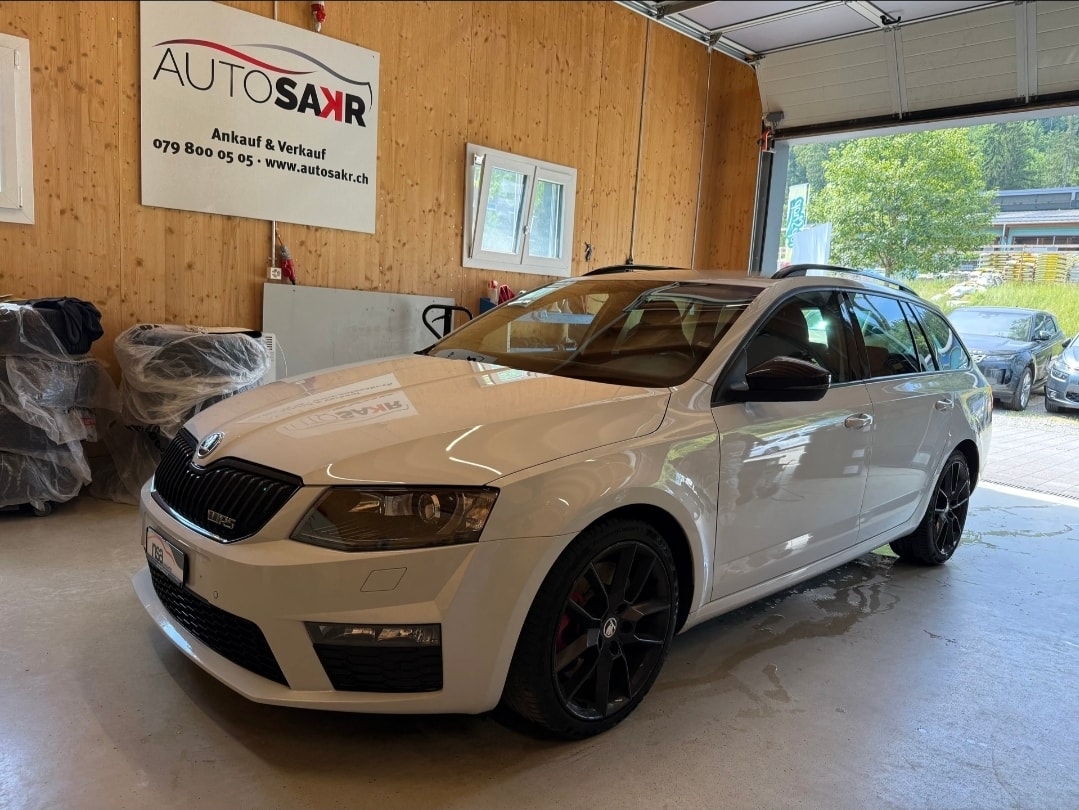 SKODA Octavia Combi 2.0 TSI RS DSG-image-0