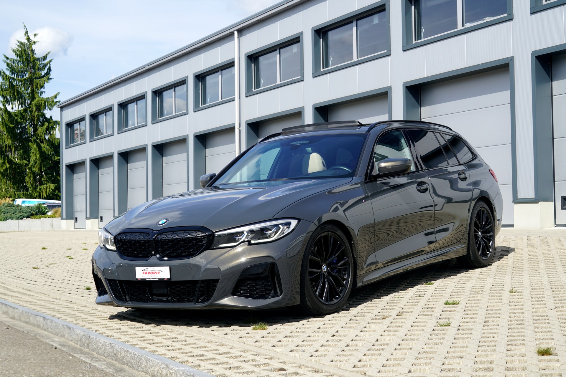 BMW M340i xDriveTouring Steptronic M Sport (CH)-image-0