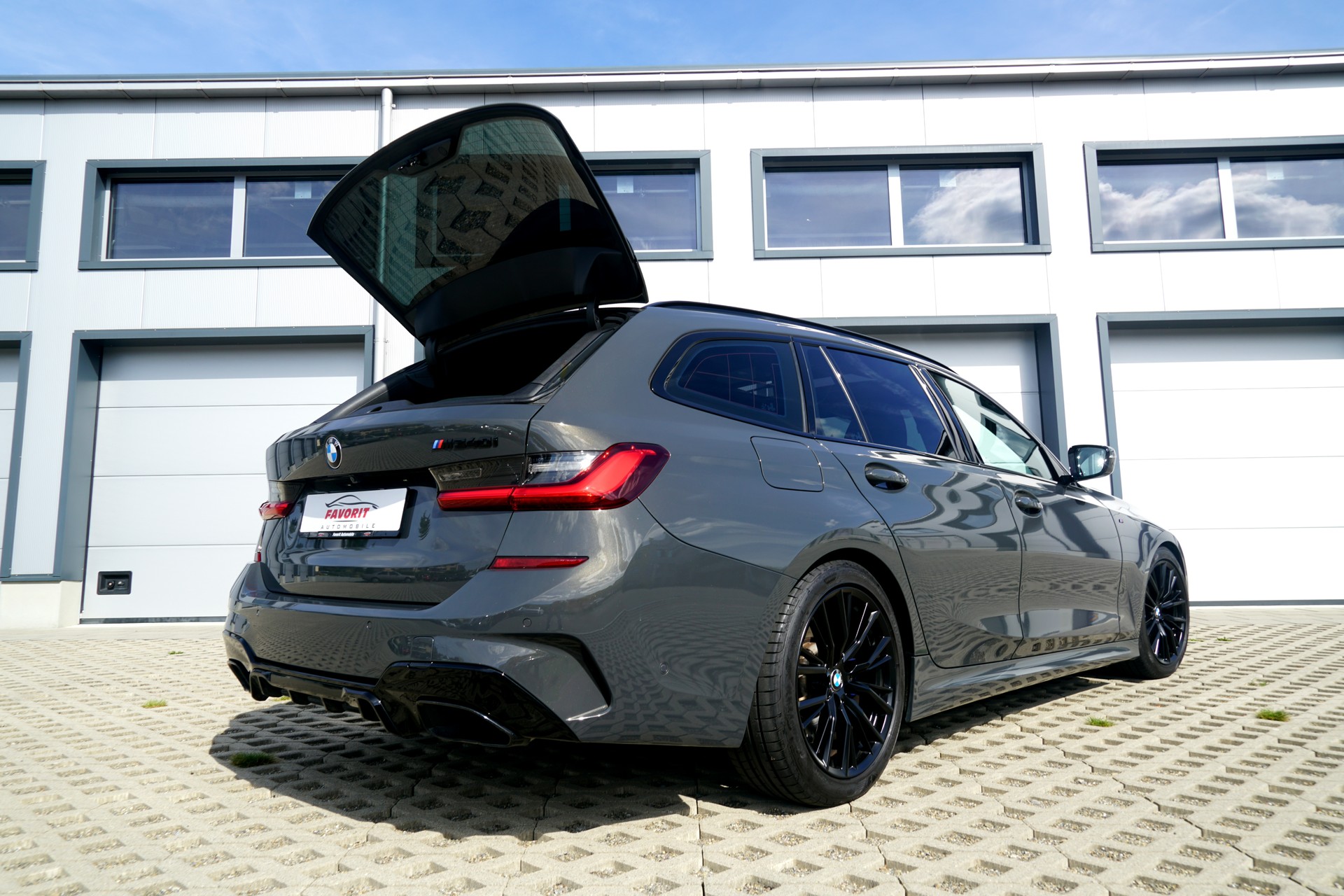 BMW M340i xDriveTouring Steptronic M Sport (CH)-image-14