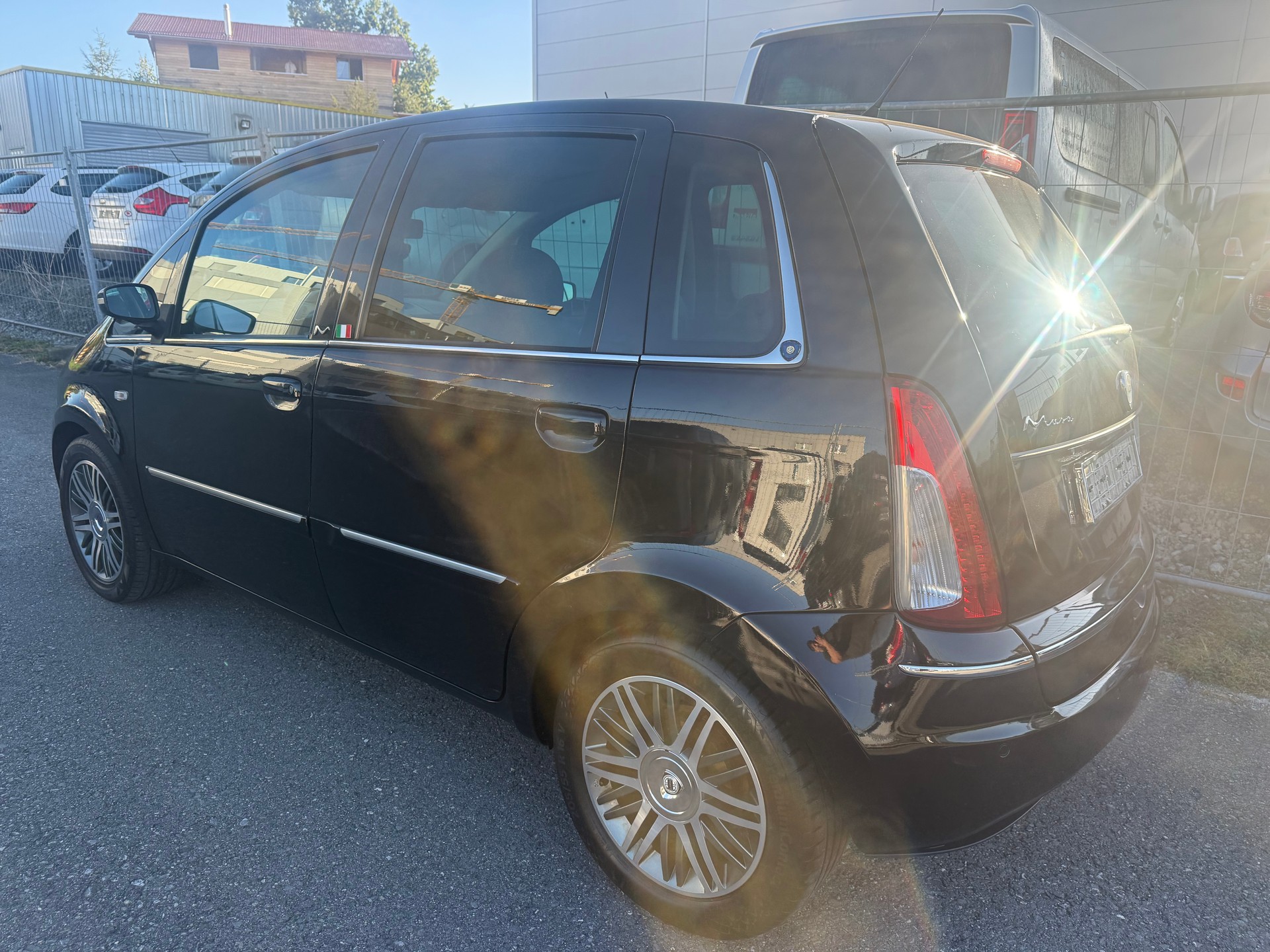 LANCIA Musa 1.4 16V Platino Plus DFN-image-4