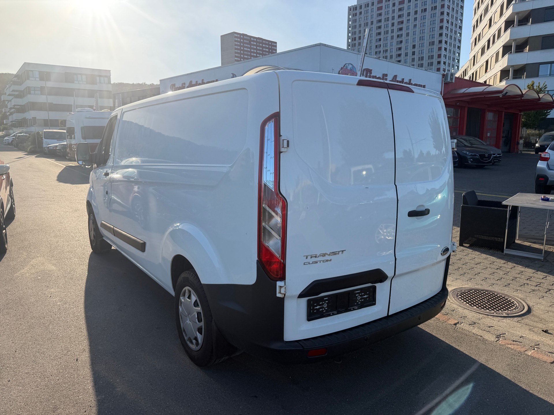 FORD Transit Custom Van 330 L2H1 Limited-image-6