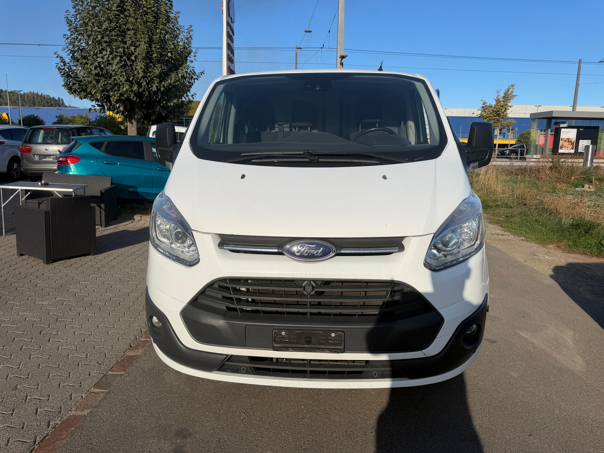 FORD Transit Custom Van 330 L2H1 Limited-image-2