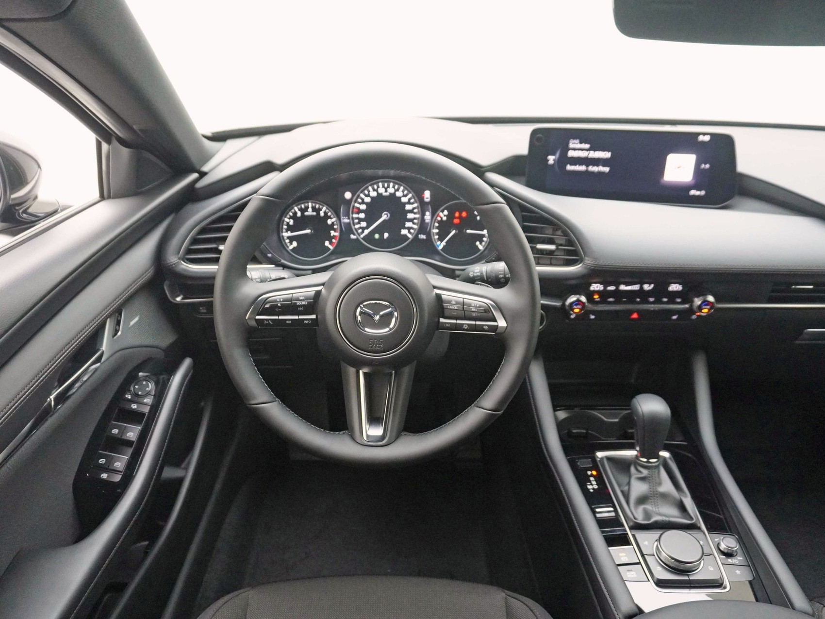 MAZDA 3 Hatchback 2.0 186 Exclusive-Line-image-8