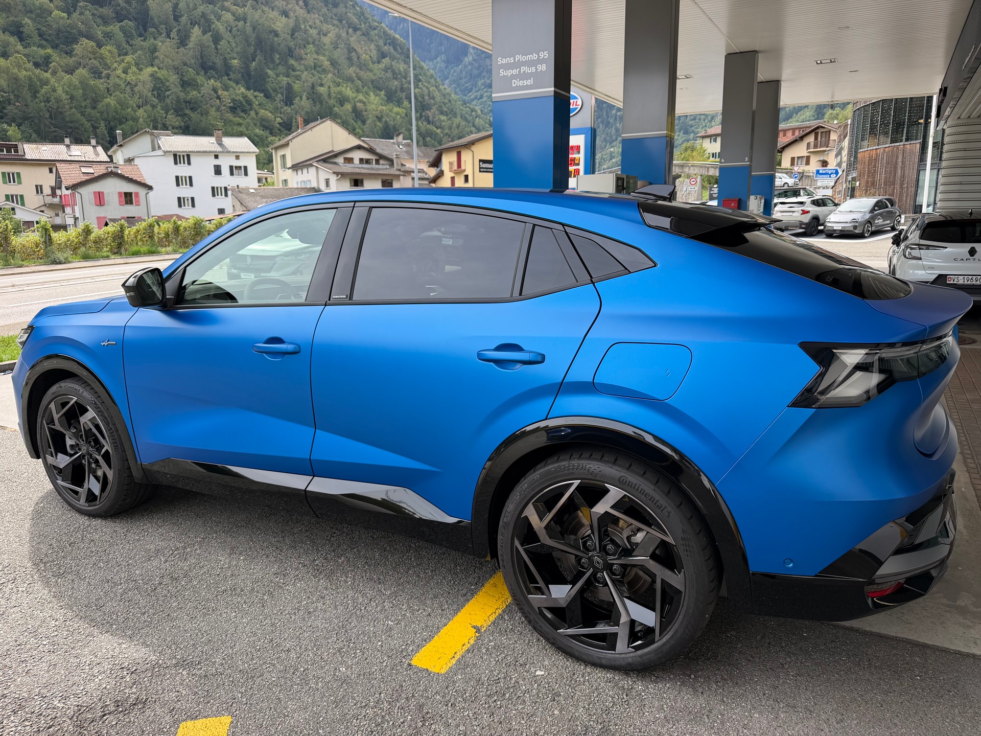 RENAULT Rafale 1.2 E-Tech Plug-in Hybrid 300 4x4 Atelier Alpine-image-1