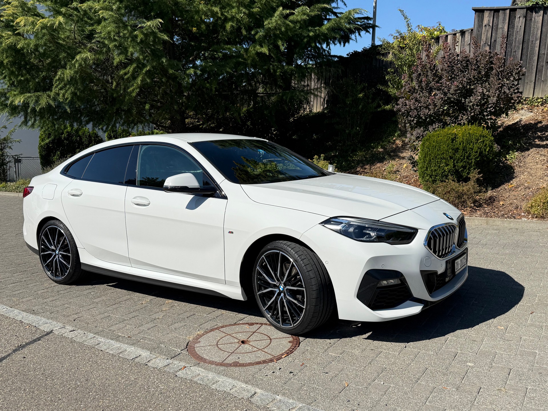 BMW 218i Gran Coupè-image-0