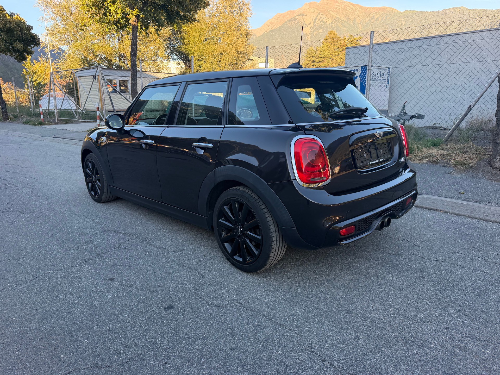 MINI Cooper S-image-2