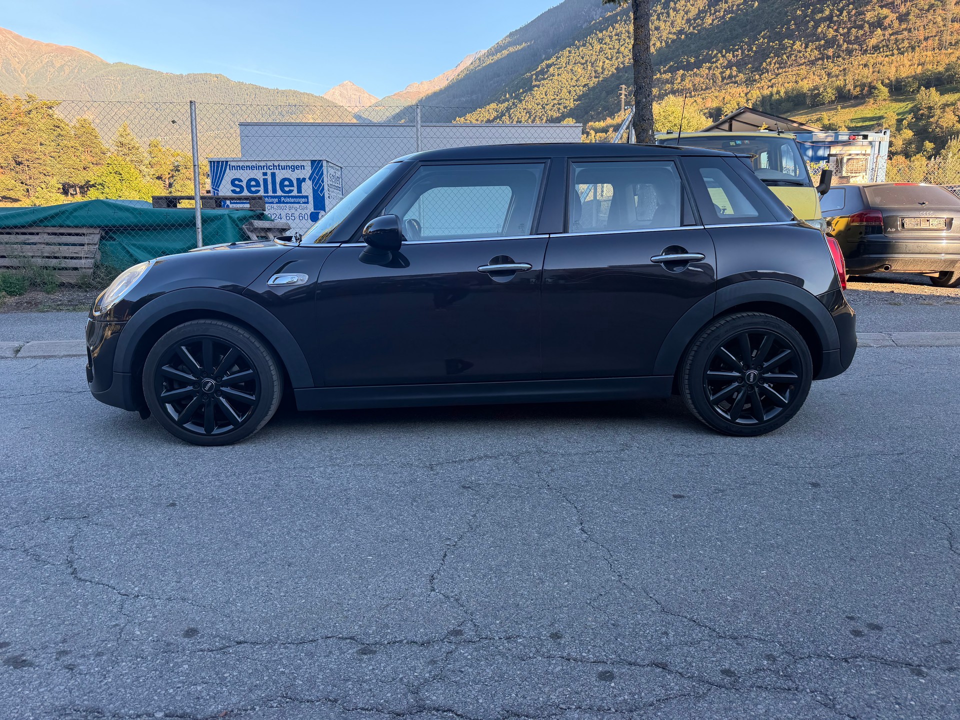 MINI Cooper S-image-1